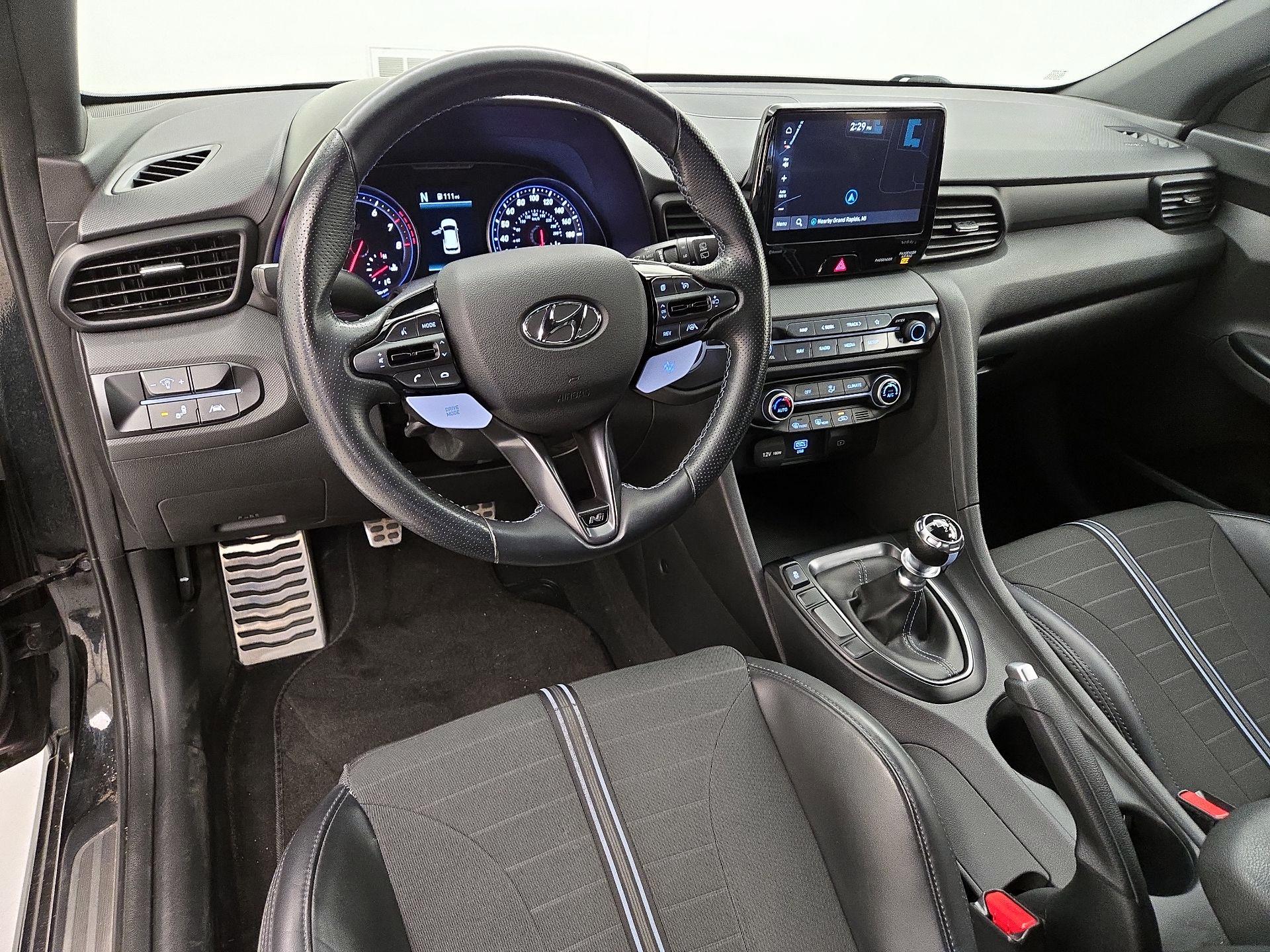 Thumbnail: 2021 Hyundai Veloster - 9