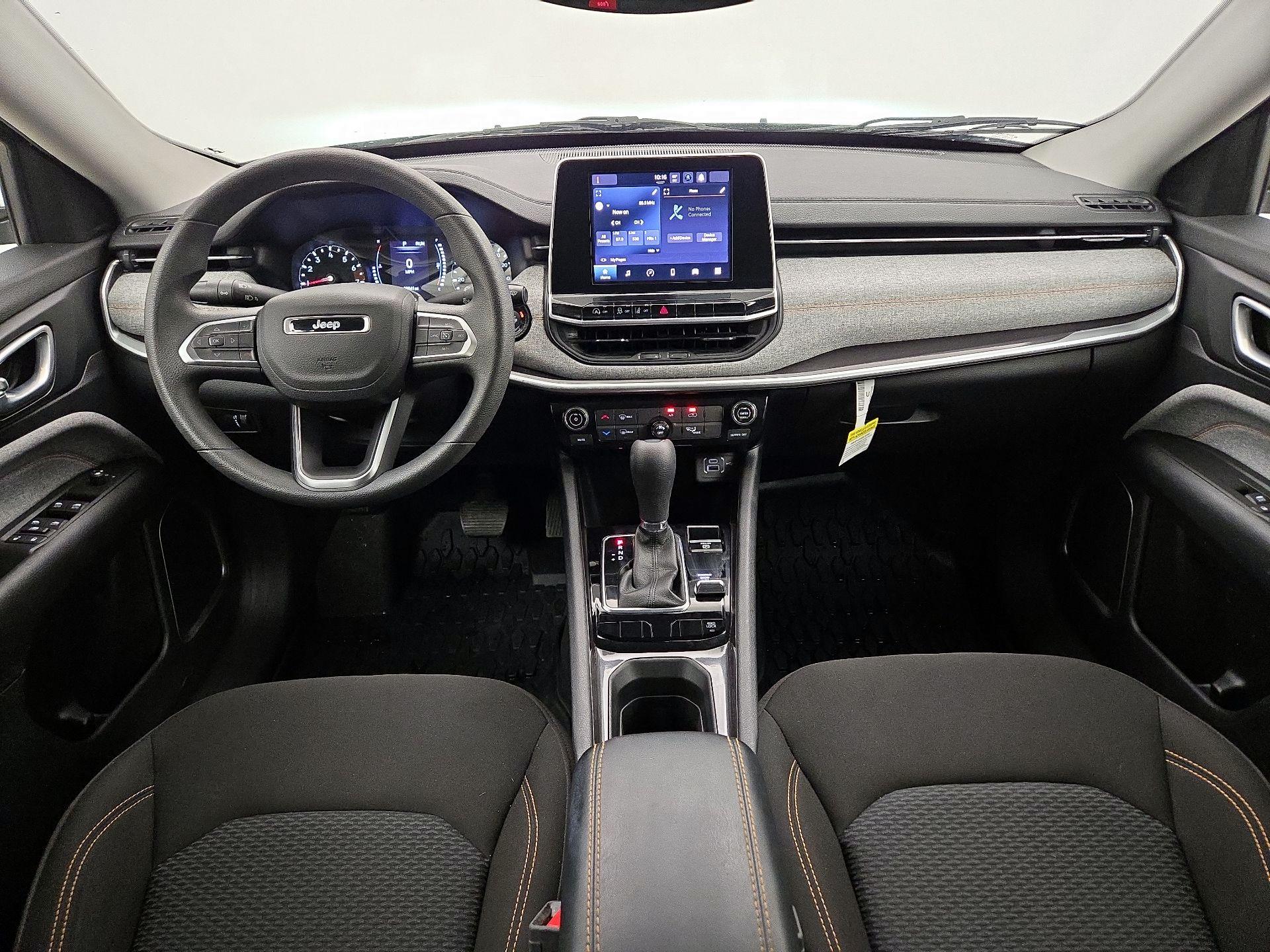 Thumbnail: 2022 Jeep Compass - 9