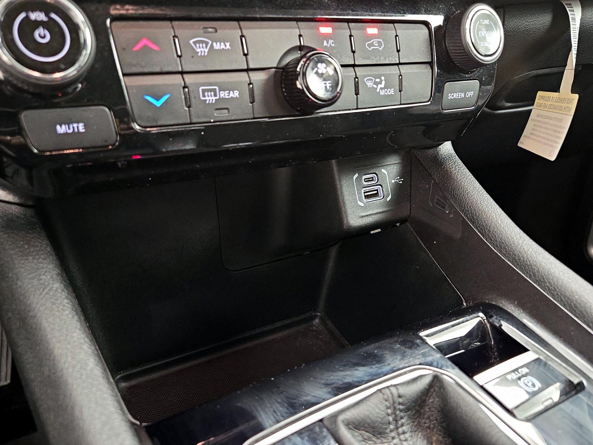 Thumbnail: 2022 Jeep Compass - 18