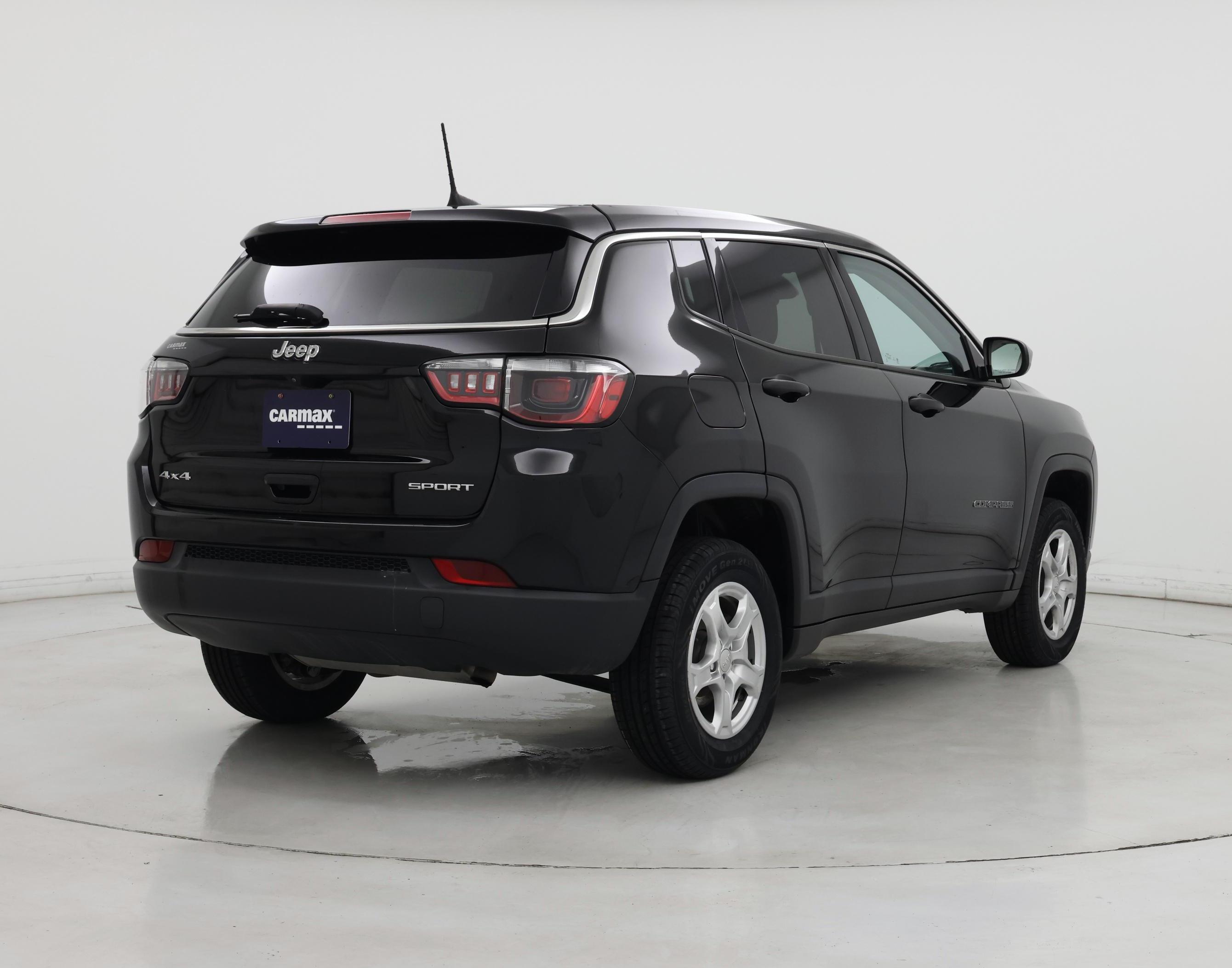 Thumbnail: 2022 Jeep Compass - 8