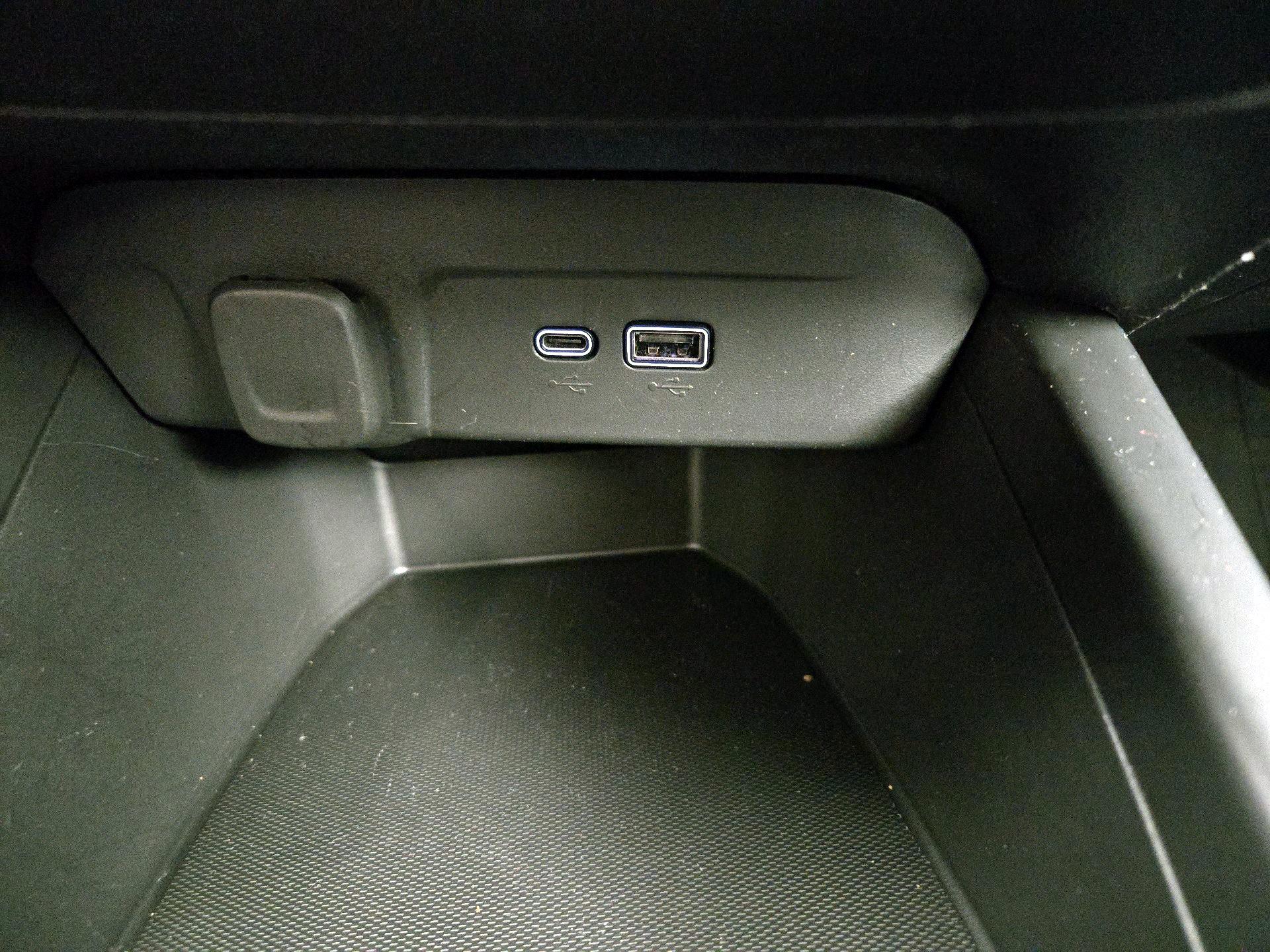 Thumbnail: 2024 Chevrolet Trax - 18