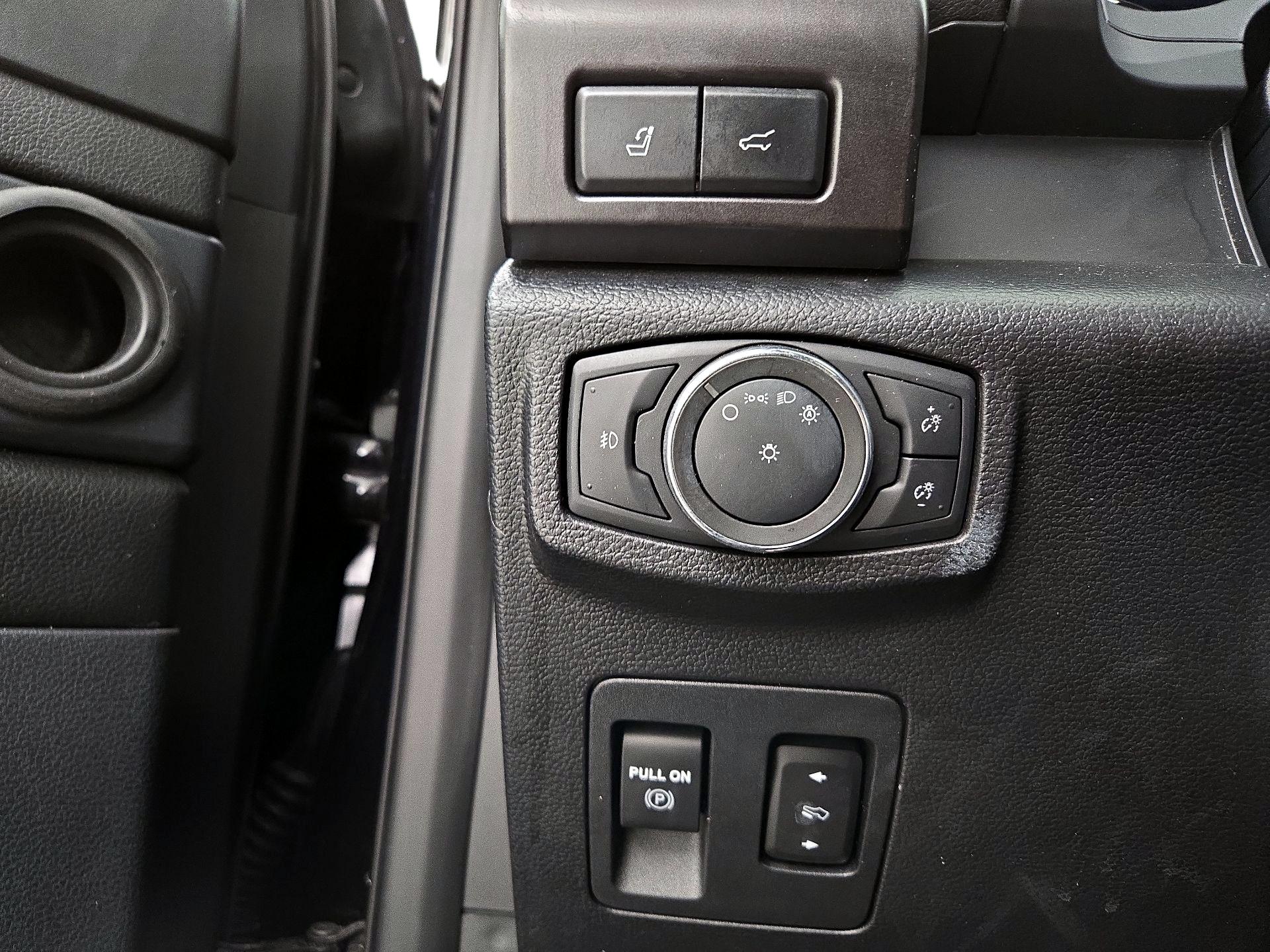 Thumbnail: 2021 Ford Expedition - 13