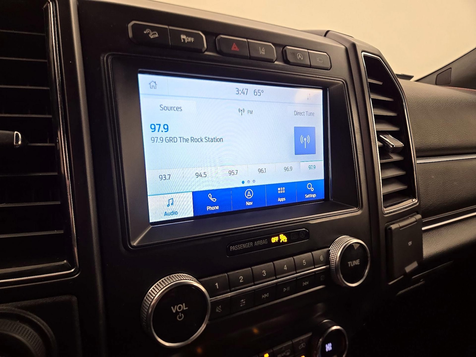 2021 Ford Expedition Limited - Photo 17