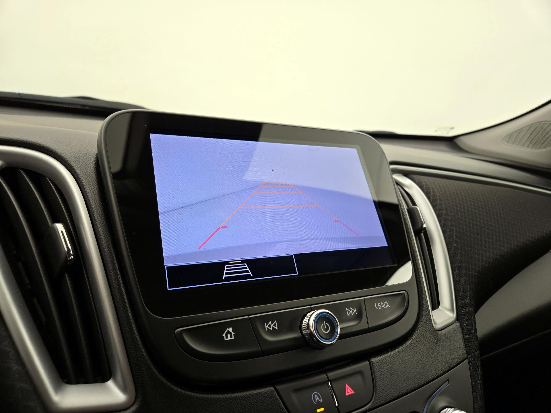 Thumbnail: 2024 Chevrolet Malibu - 14