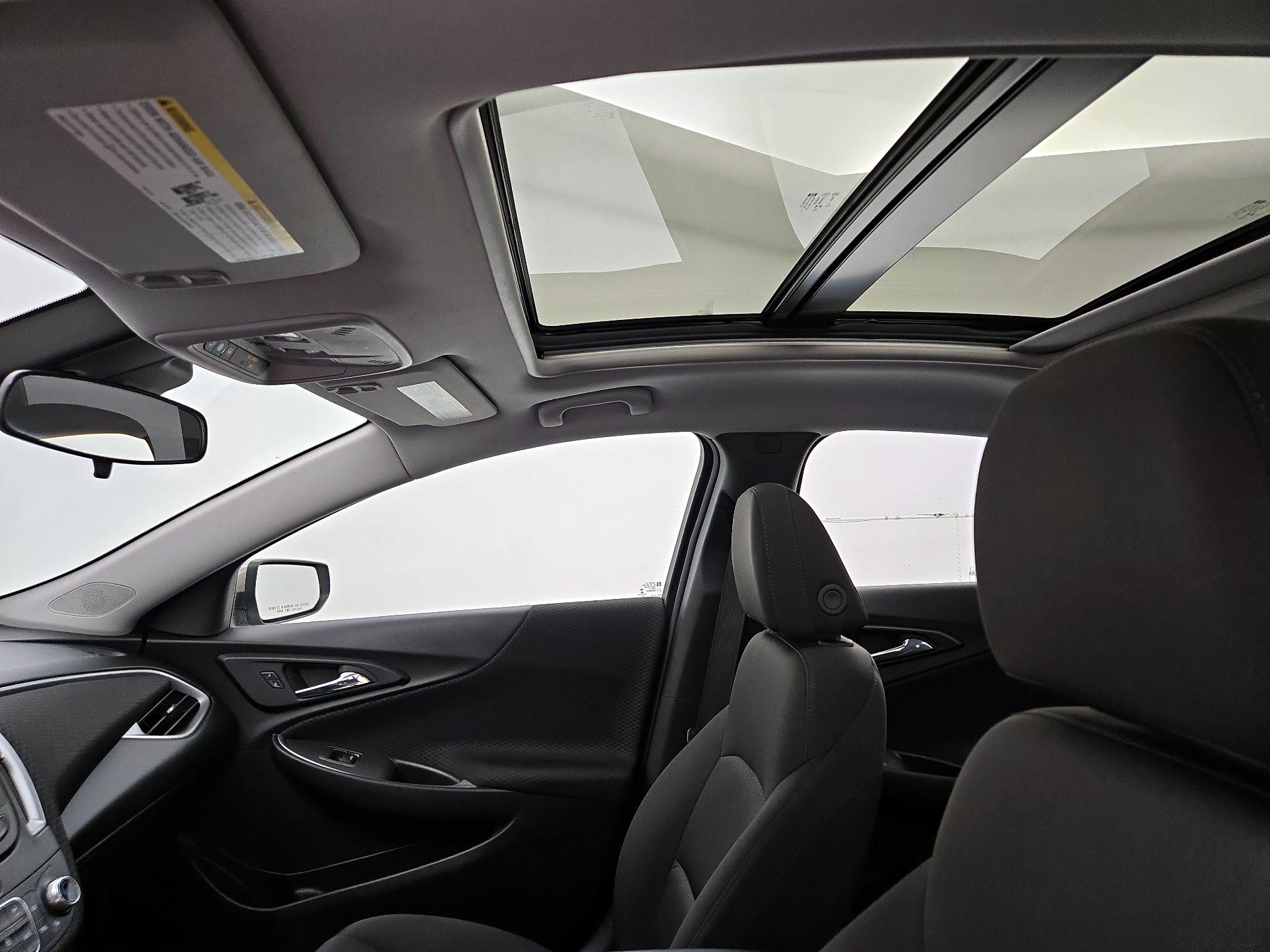 Thumbnail: 2024 Chevrolet Malibu - 19