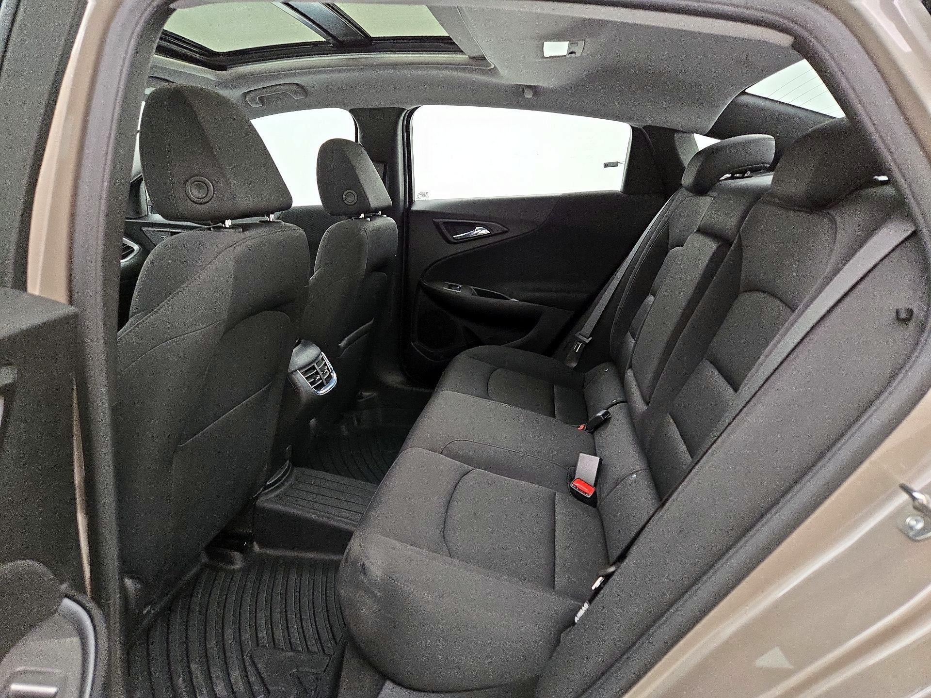 Thumbnail: 2024 Chevrolet Malibu - 20