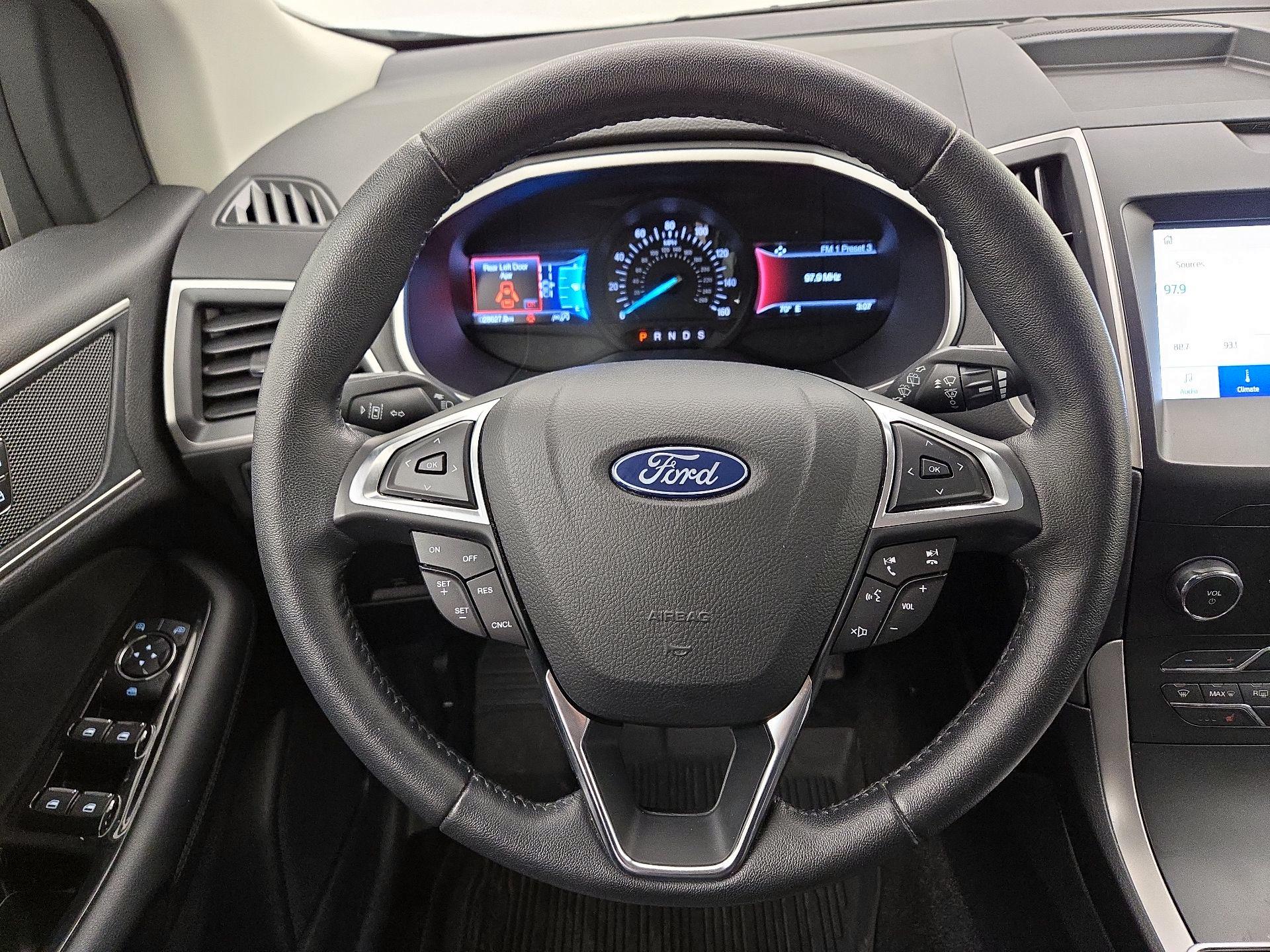 Thumbnail: 2020 Ford Edge - 10