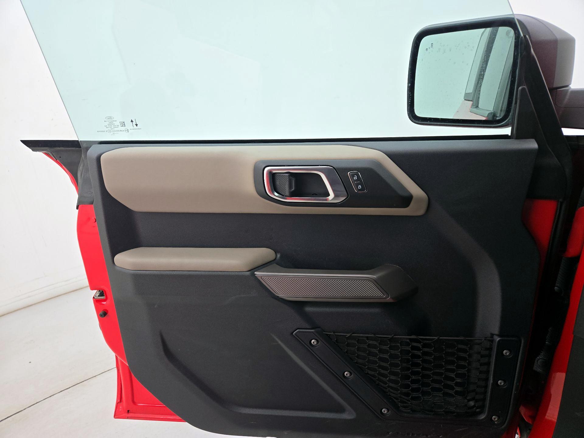 Thumbnail: 2022 Ford Bronco - 12