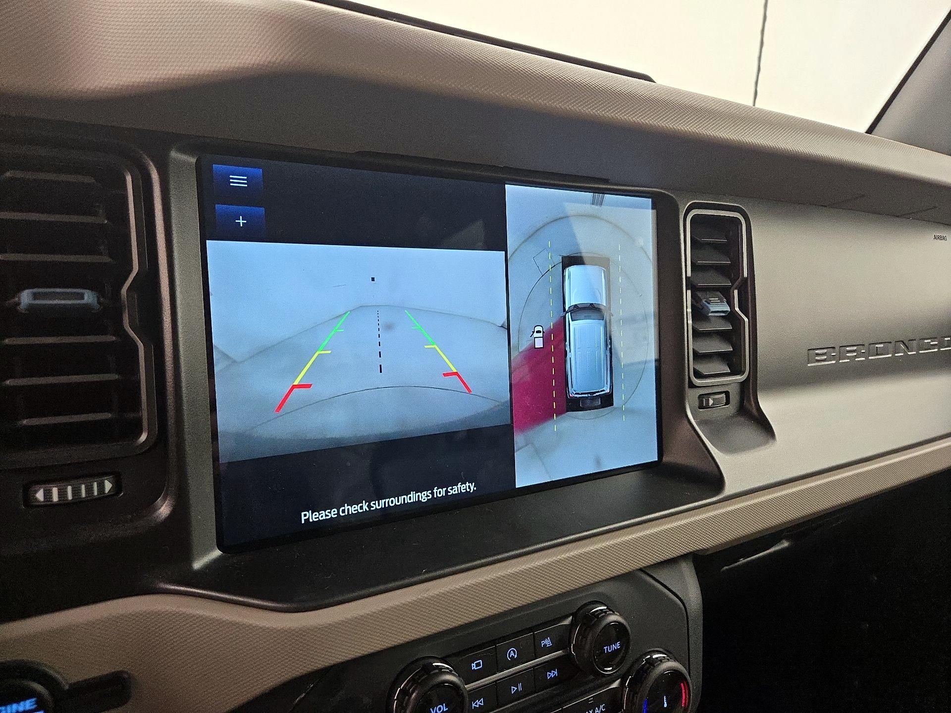 Thumbnail: 2022 Ford Bronco - 15