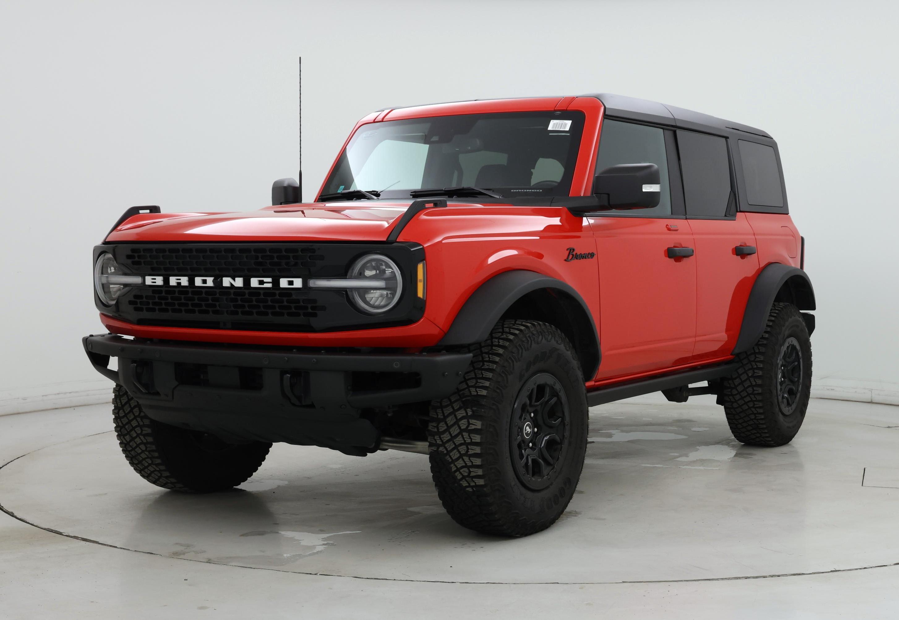 Thumbnail: 2022 Ford Bronco - 4