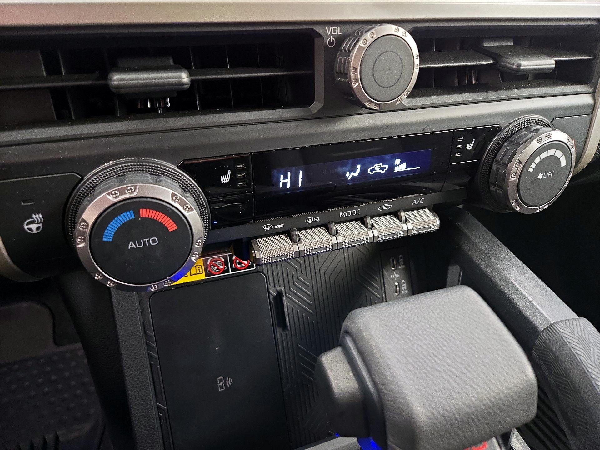 Thumbnail: 2024 Toyota Tacoma - 16