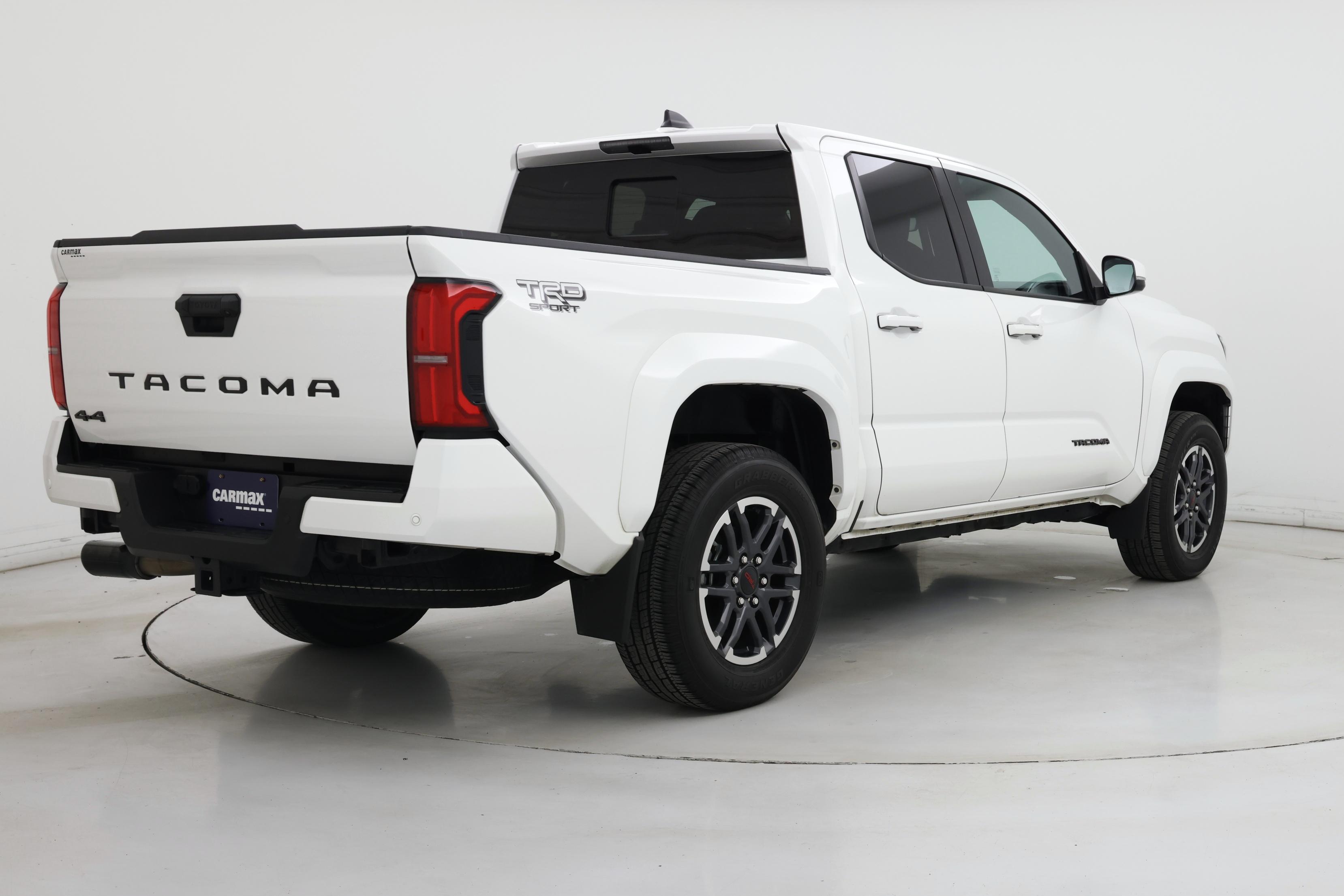 Thumbnail: 2024 Toyota Tacoma - 8