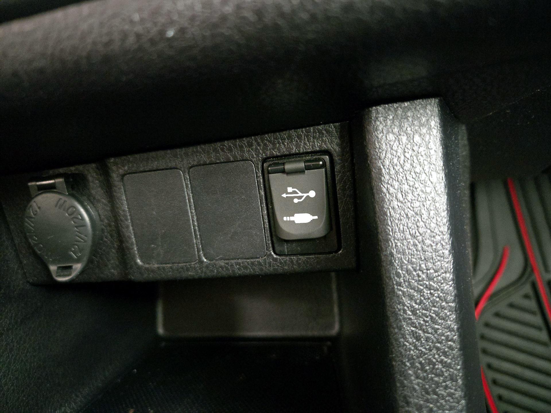 Thumbnail: 2019 Toyota Corolla - 18