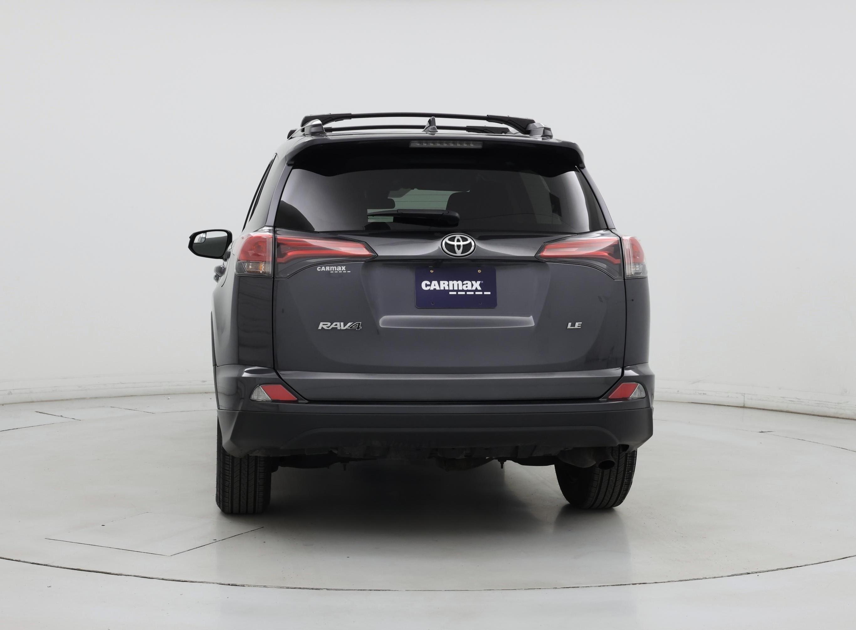 Thumbnail: 2018 Toyota RAV4 - 6