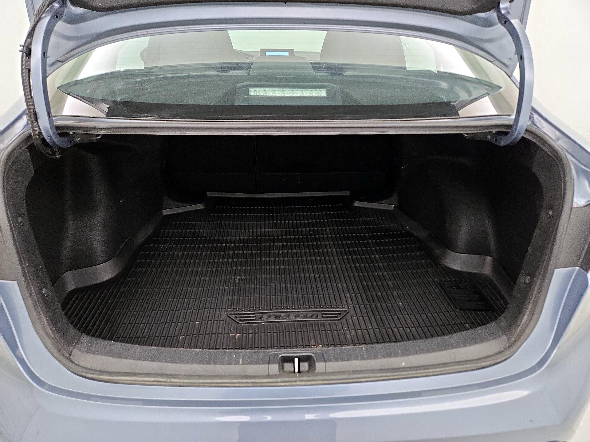 Thumbnail: 2023 Toyota Corolla - 20