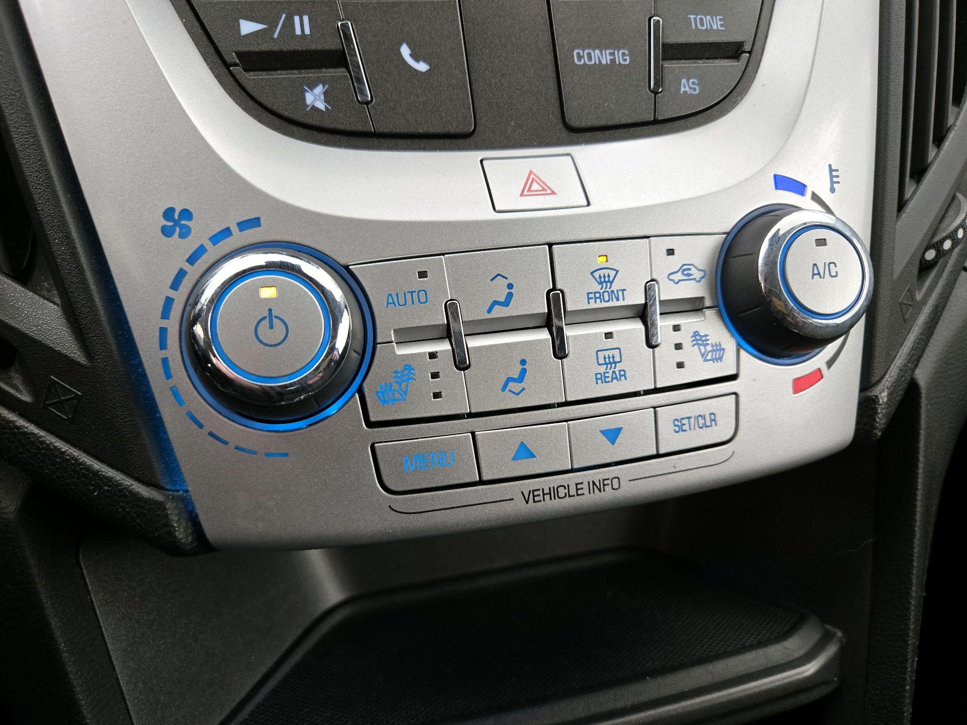 Thumbnail: 2017 Chevrolet Equinox - 16