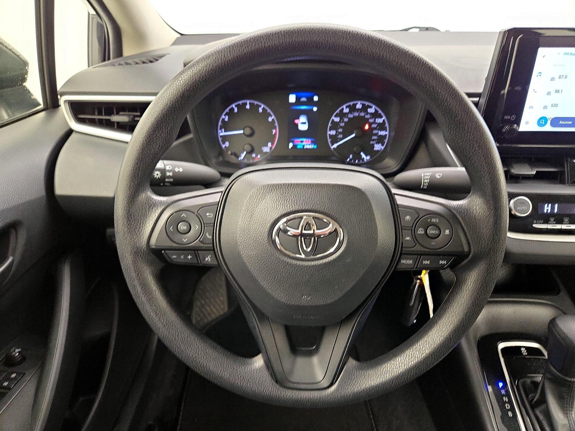 Thumbnail: 2023 Toyota Corolla - 10