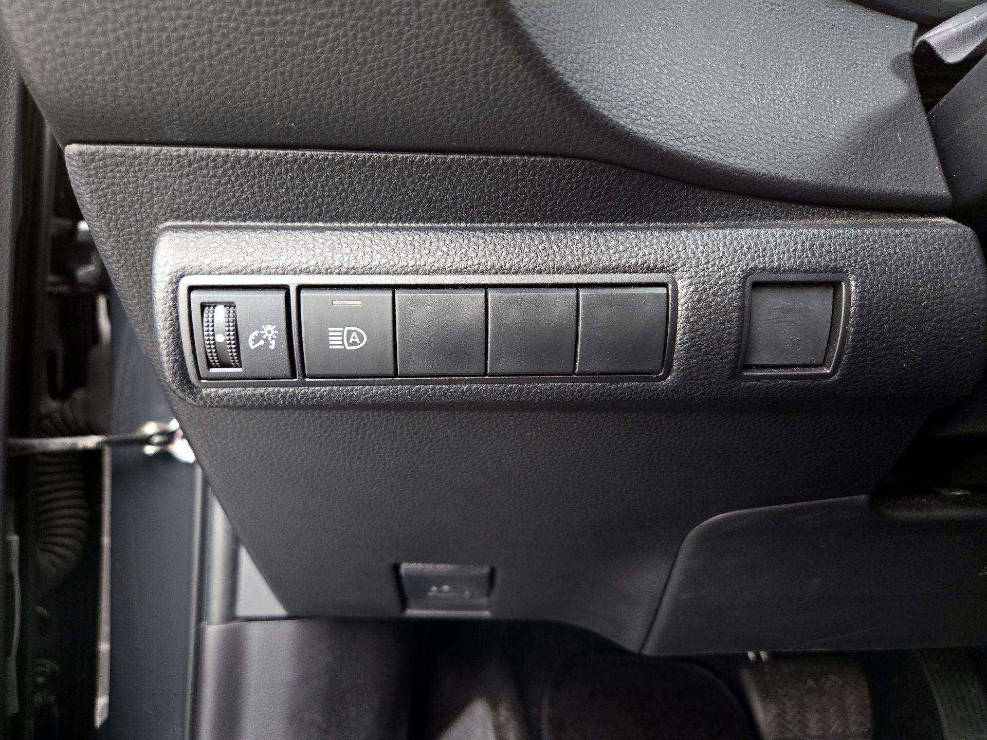 Thumbnail: 2023 Toyota Corolla - 13