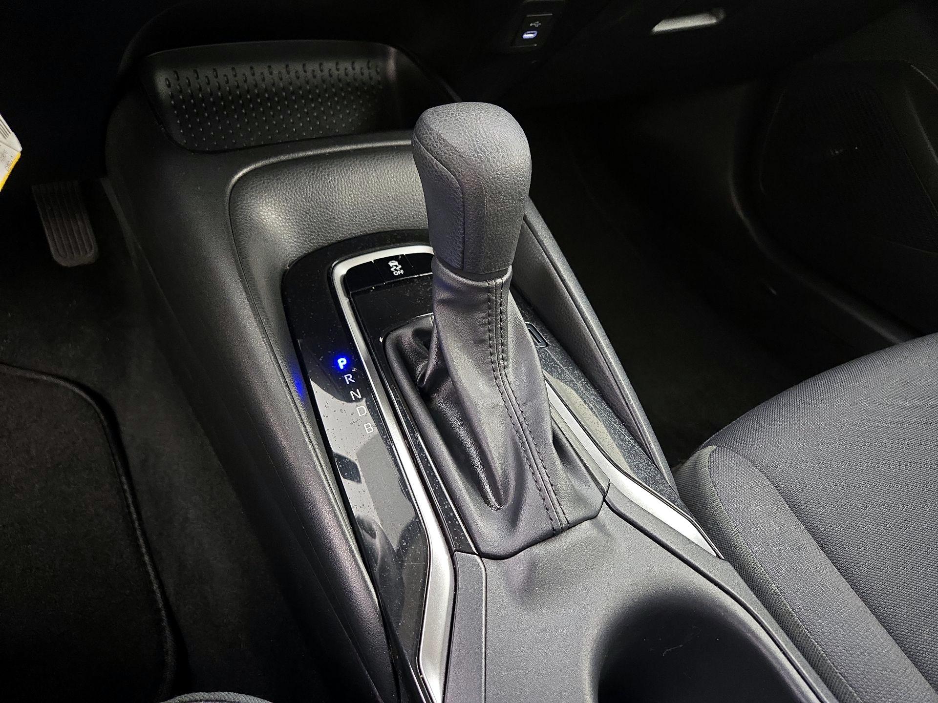 Thumbnail: 2023 Toyota Corolla - 17