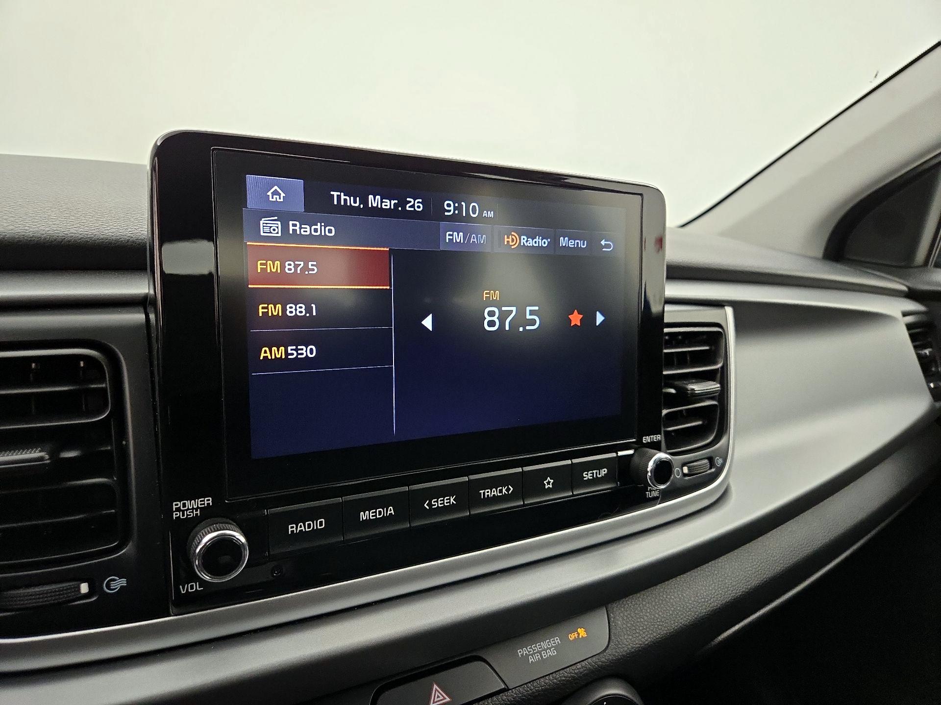 Thumbnail: 2022 Kia Rio - 15