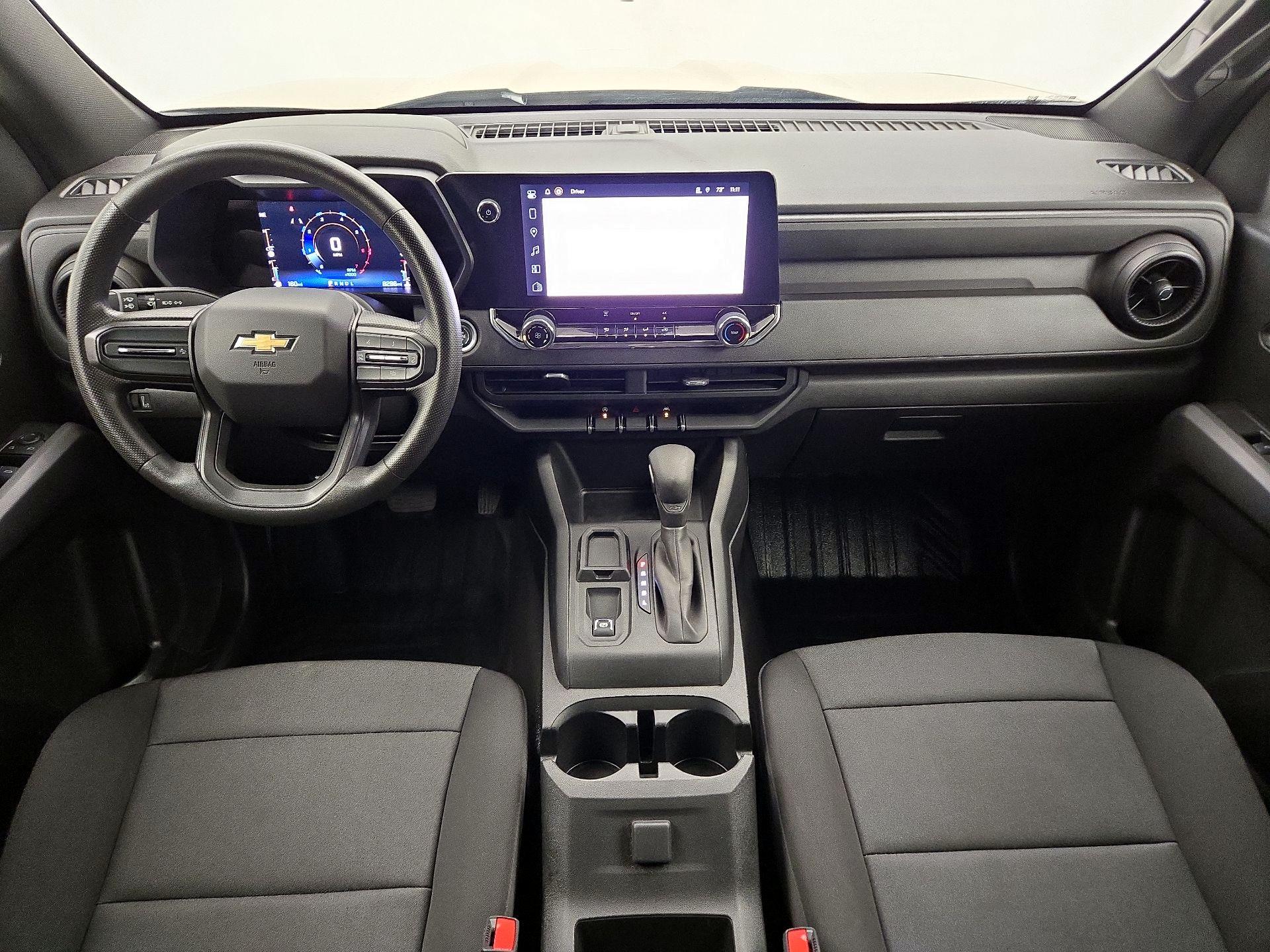 Thumbnail: 2023 Chevrolet Colorado - 9