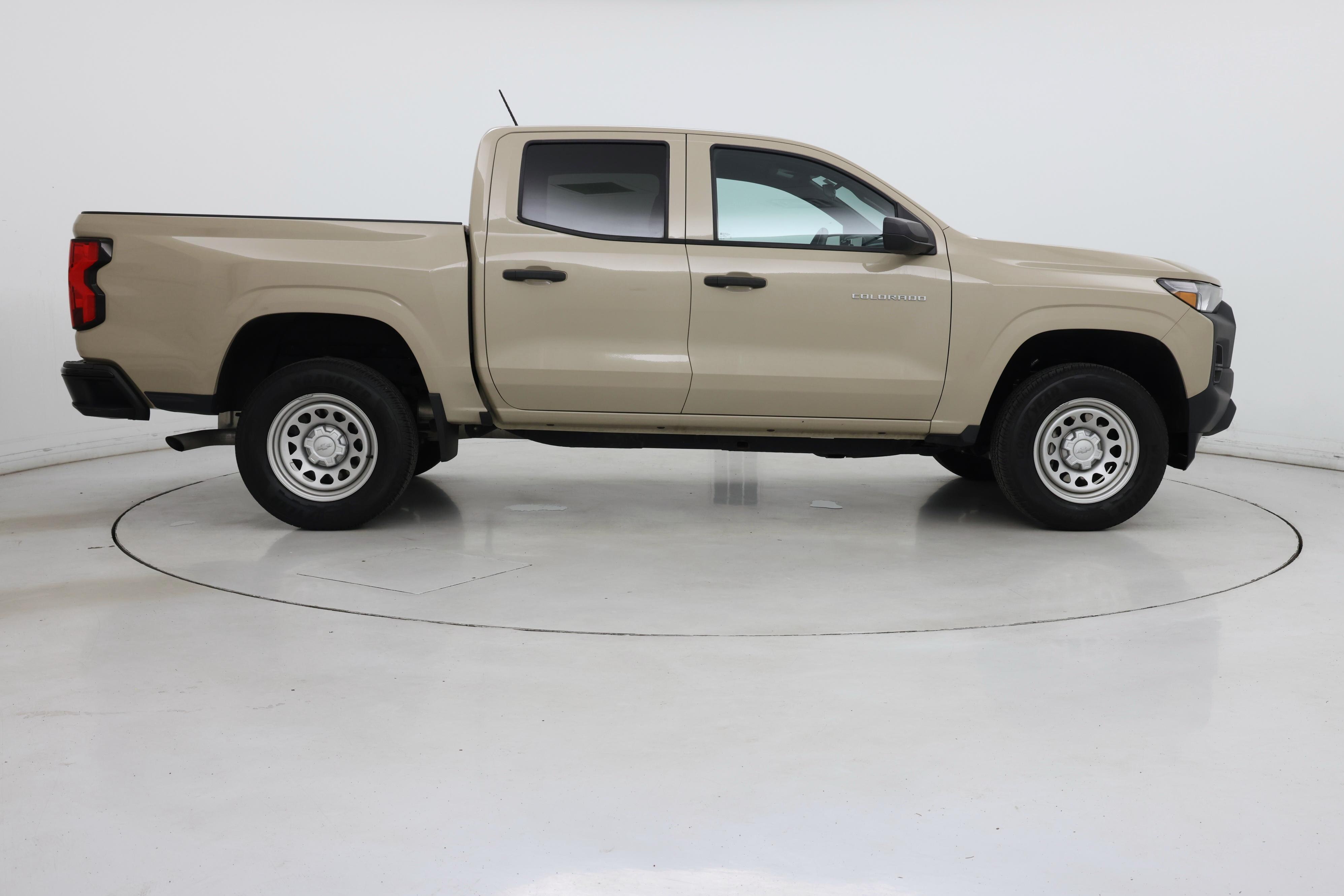 Thumbnail: 2023 Chevrolet Colorado - 7