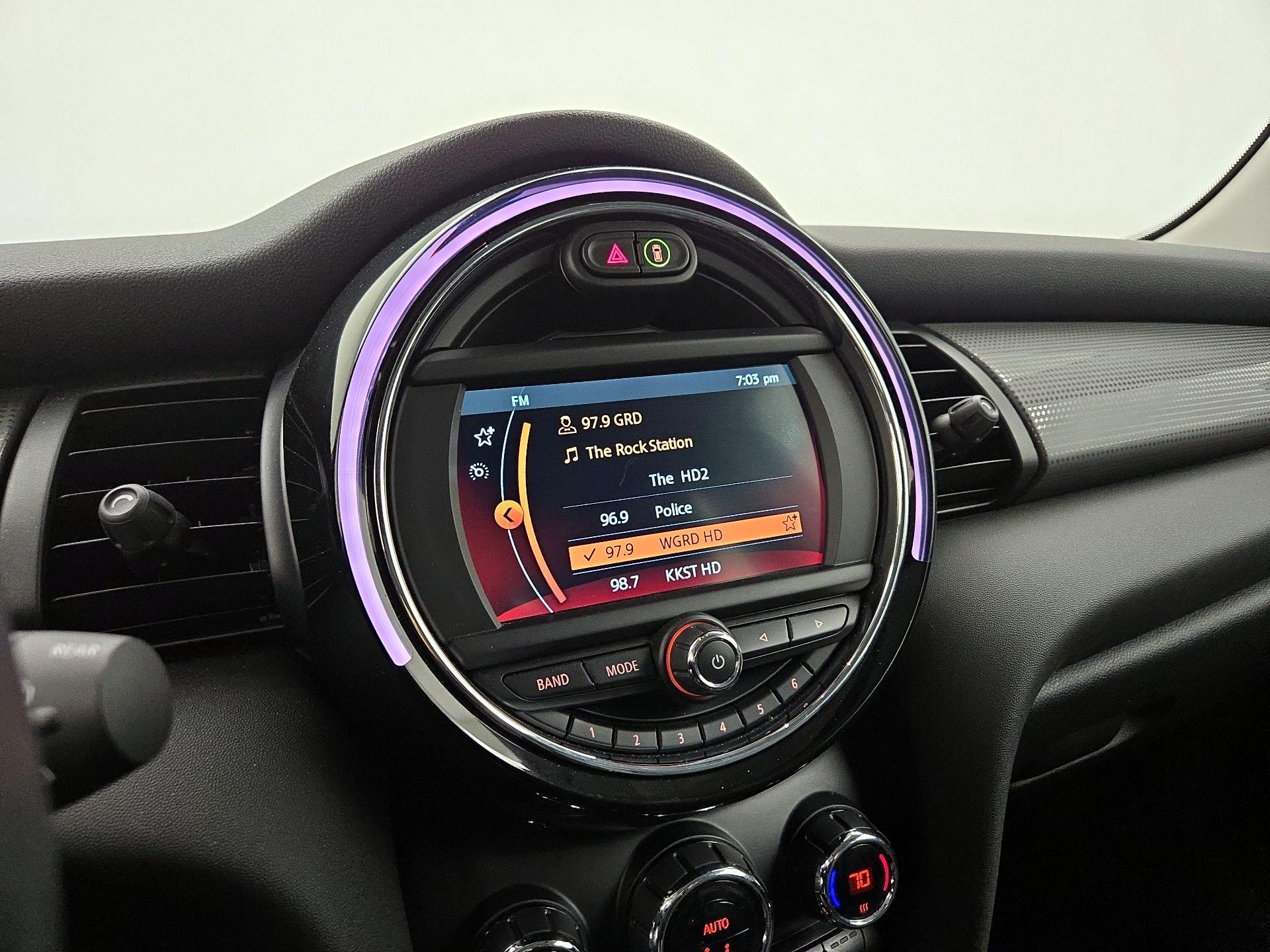 Thumbnail: 2020 MINI Cooper Hardtop - 15