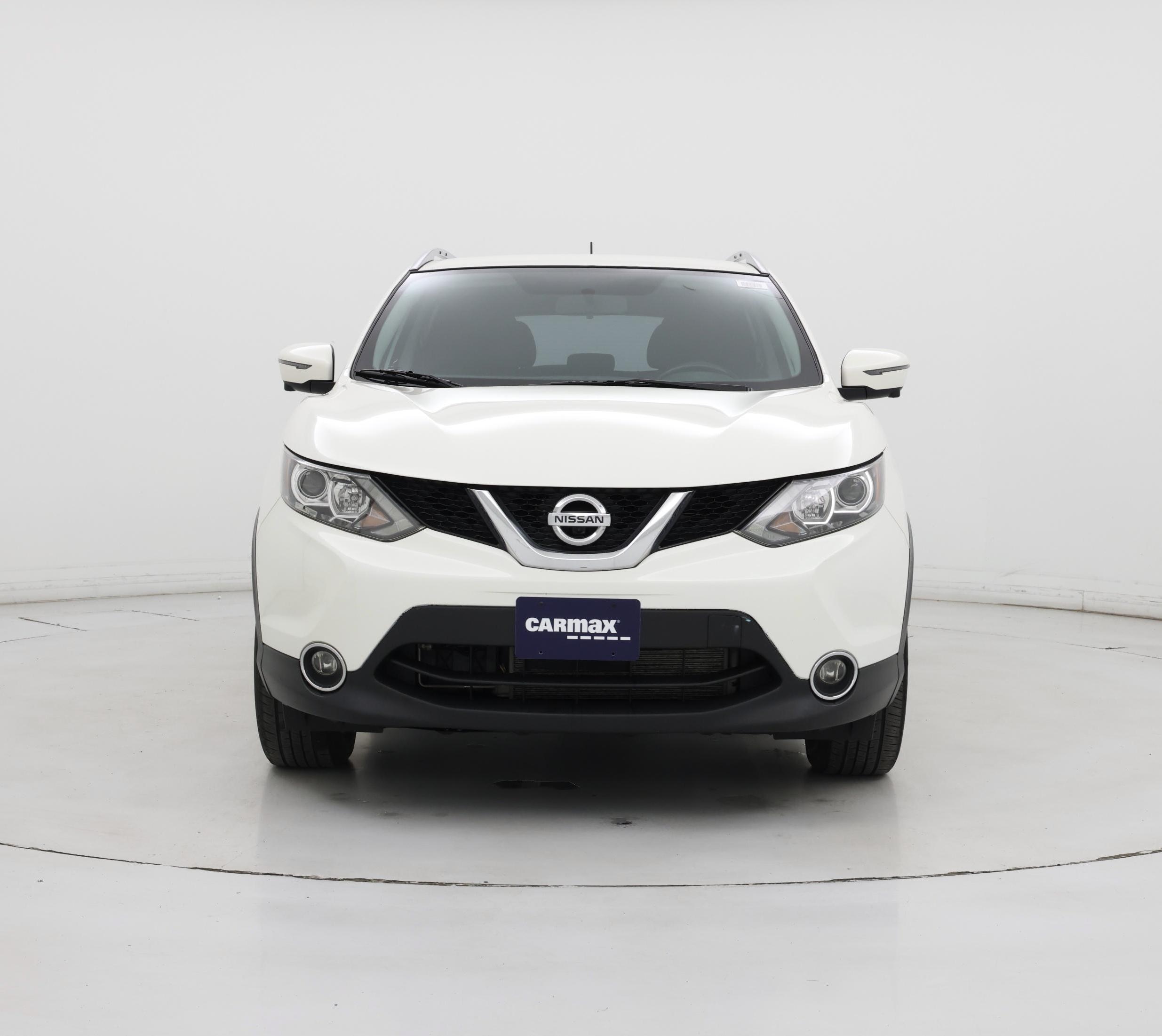 Thumbnail: 2017 Nissan Rogue Sport - 5