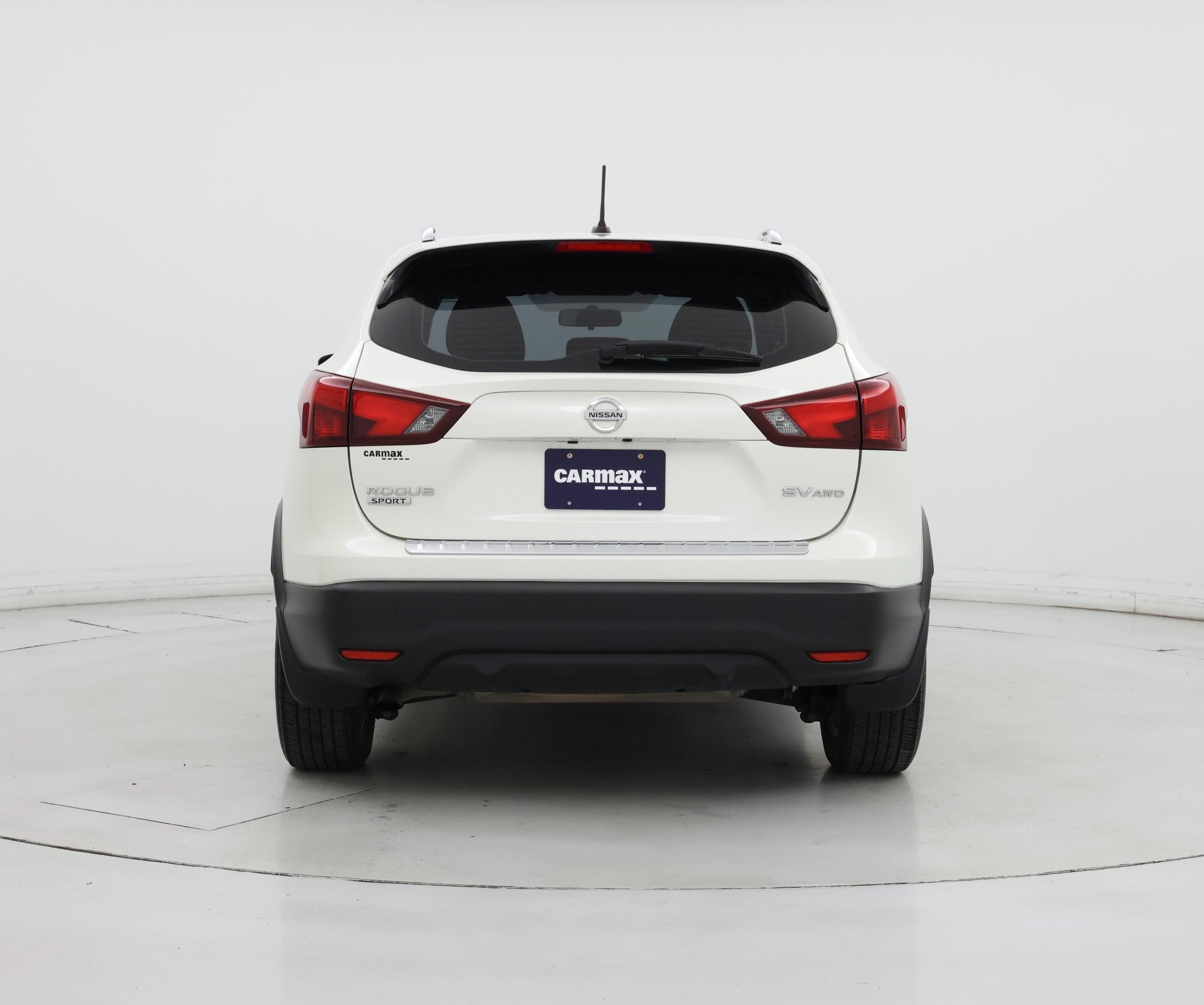 Thumbnail: 2017 Nissan Rogue Sport - 6