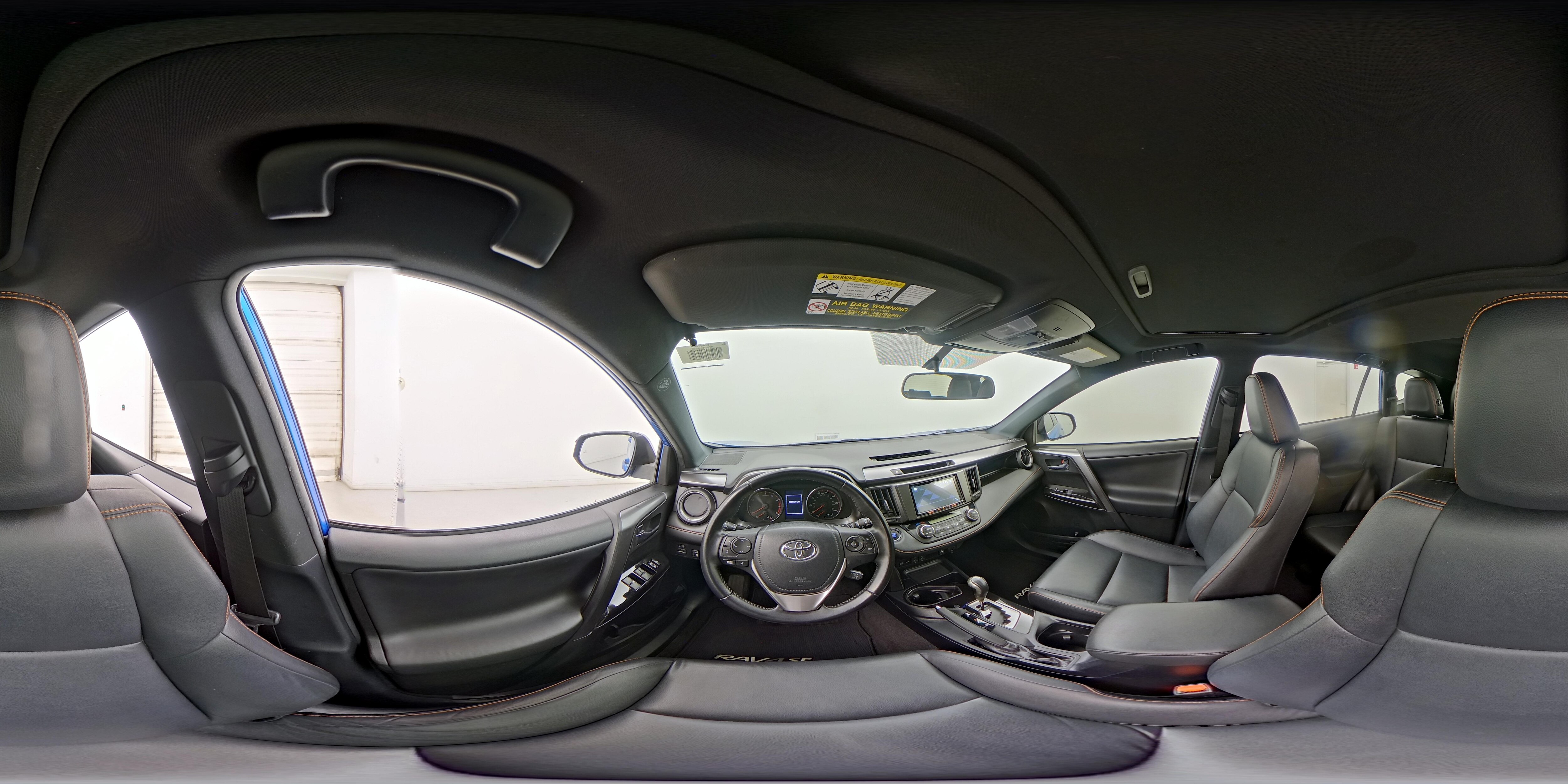 2016 Toyota RAV4 SE - Photo 27