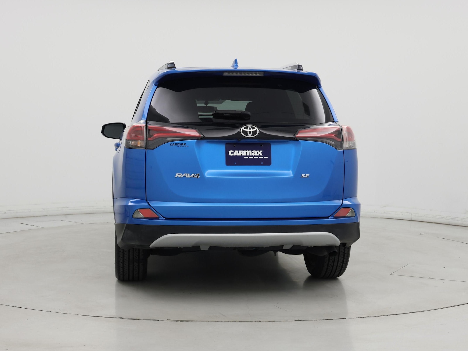2016 Toyota RAV4 SE - Photo 7