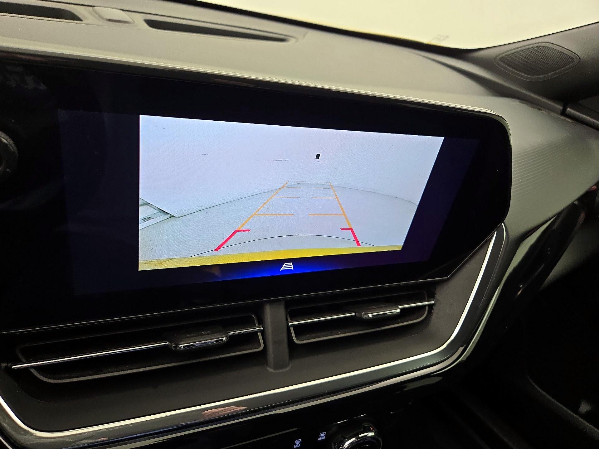 Thumbnail: 2024 Chevrolet Trax - 14