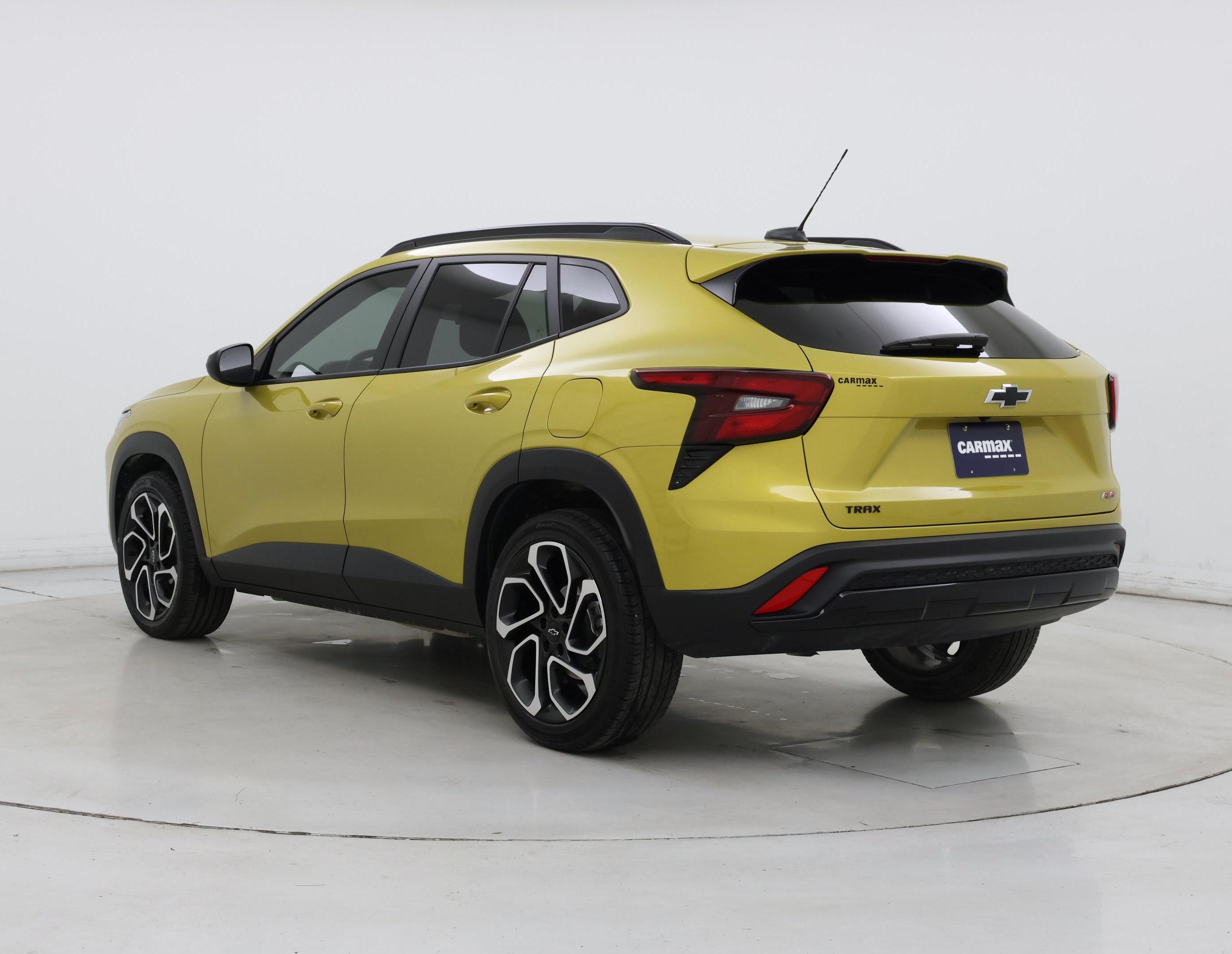 Thumbnail: 2024 Chevrolet Trax - 2