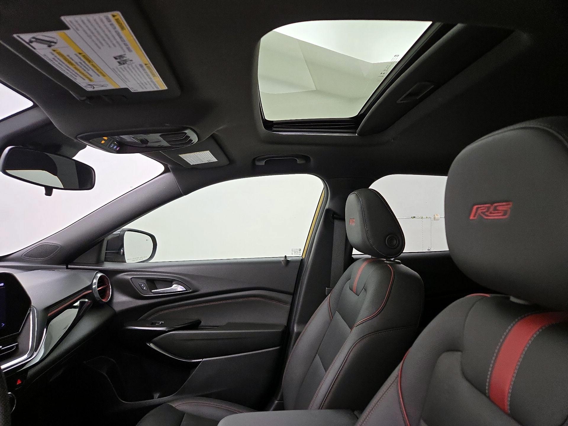 Thumbnail: 2024 Chevrolet Trax - 19