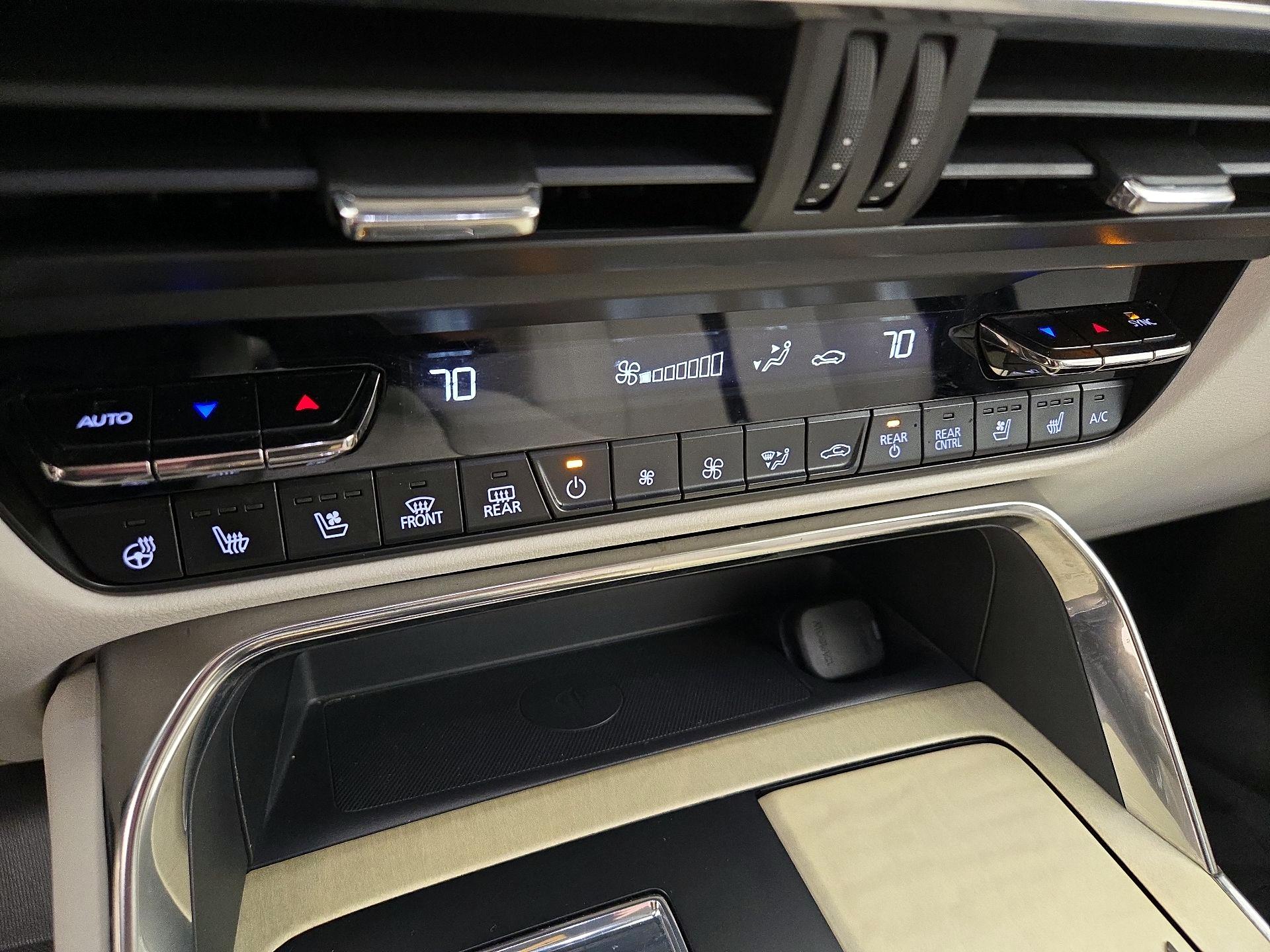 Thumbnail: 2024 Mazda CX-90 - 17