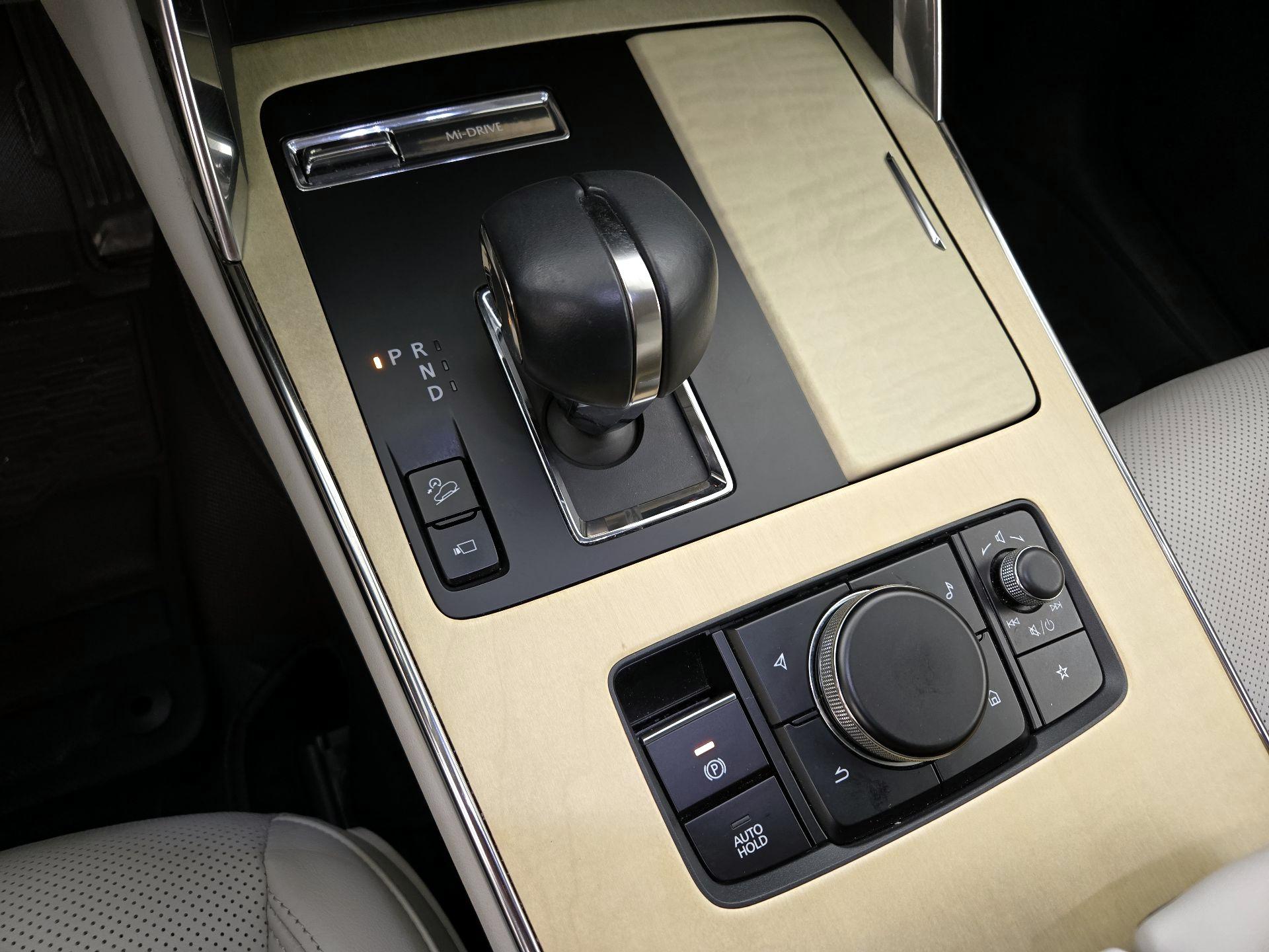 Thumbnail: 2024 Mazda CX-90 - 18