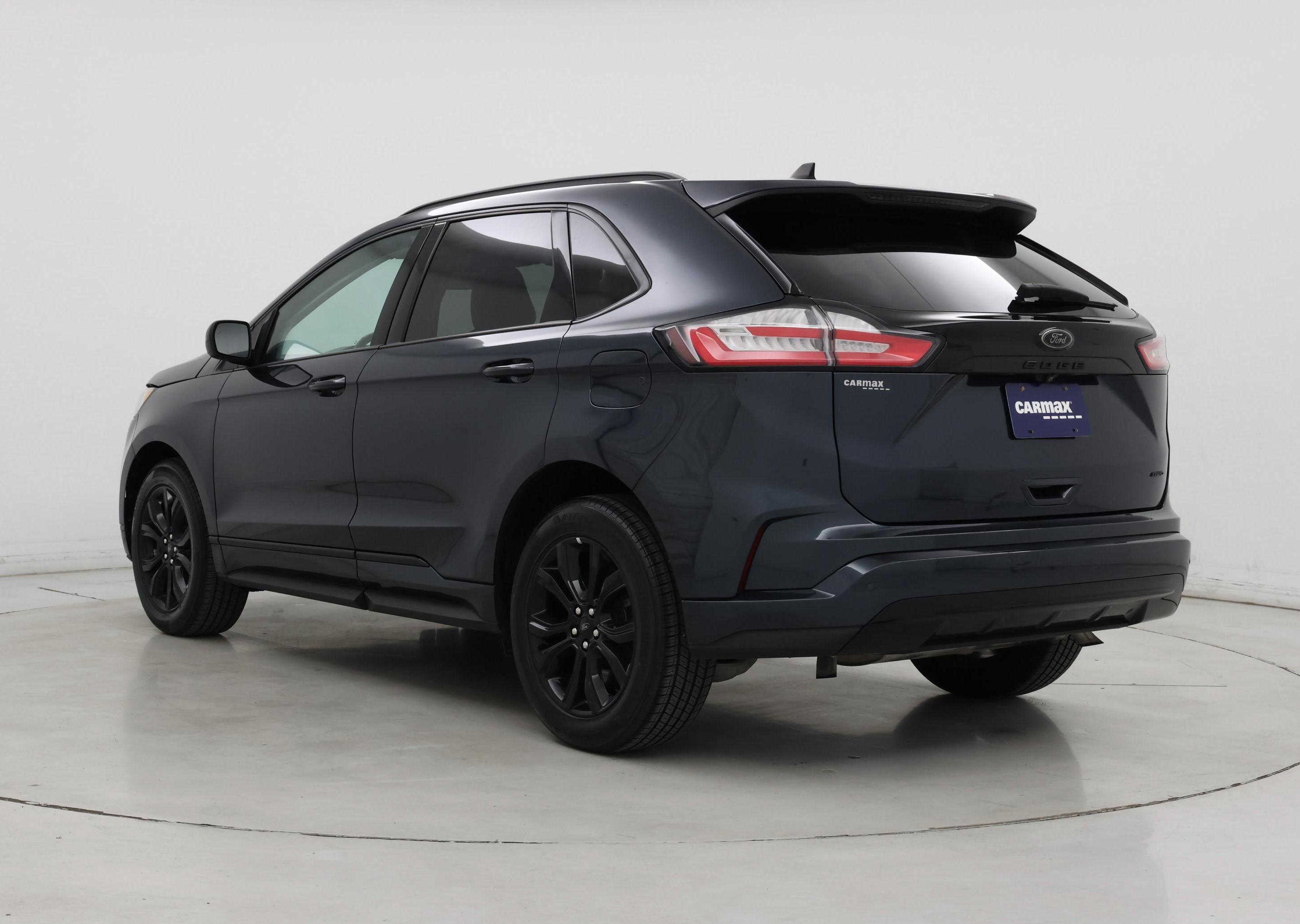 Thumbnail: 2022 Ford Edge - 2