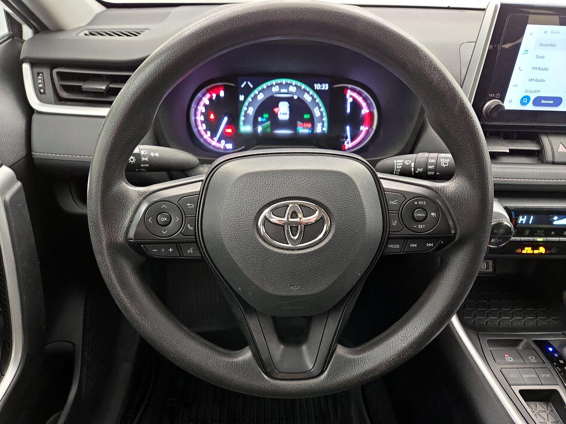 Thumbnail: 2024 Toyota RAV4 - 10