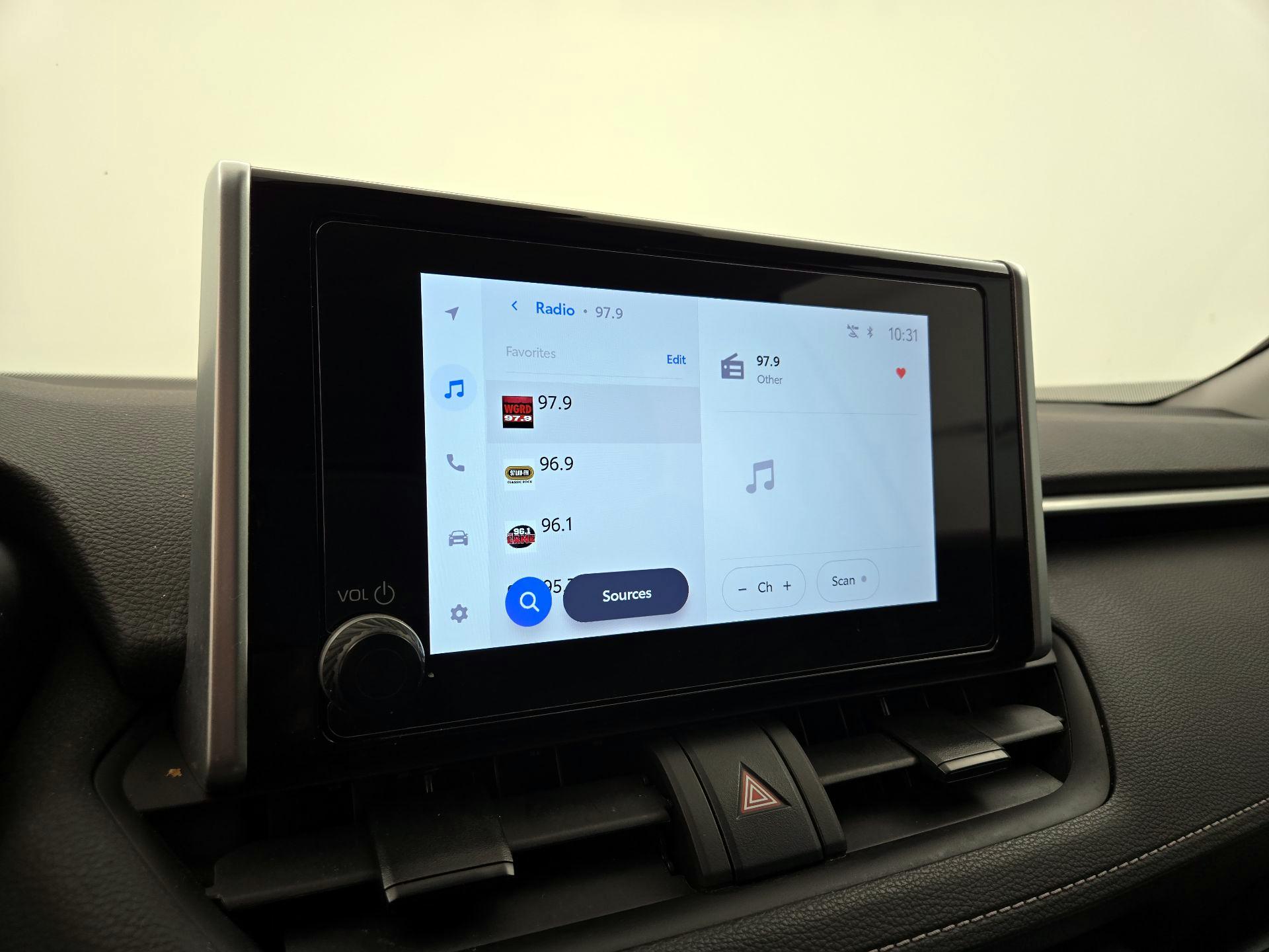 Thumbnail: 2024 Toyota RAV4 - 15