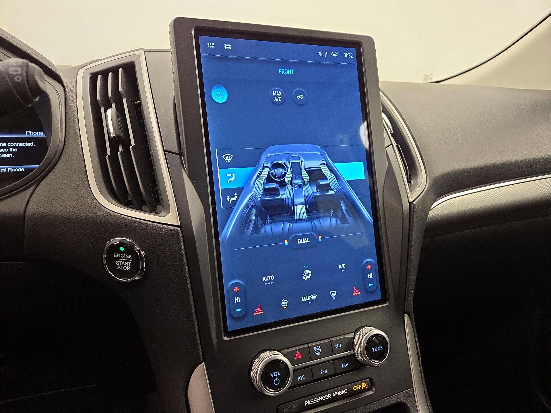 Thumbnail: 2022 Ford Edge - 16