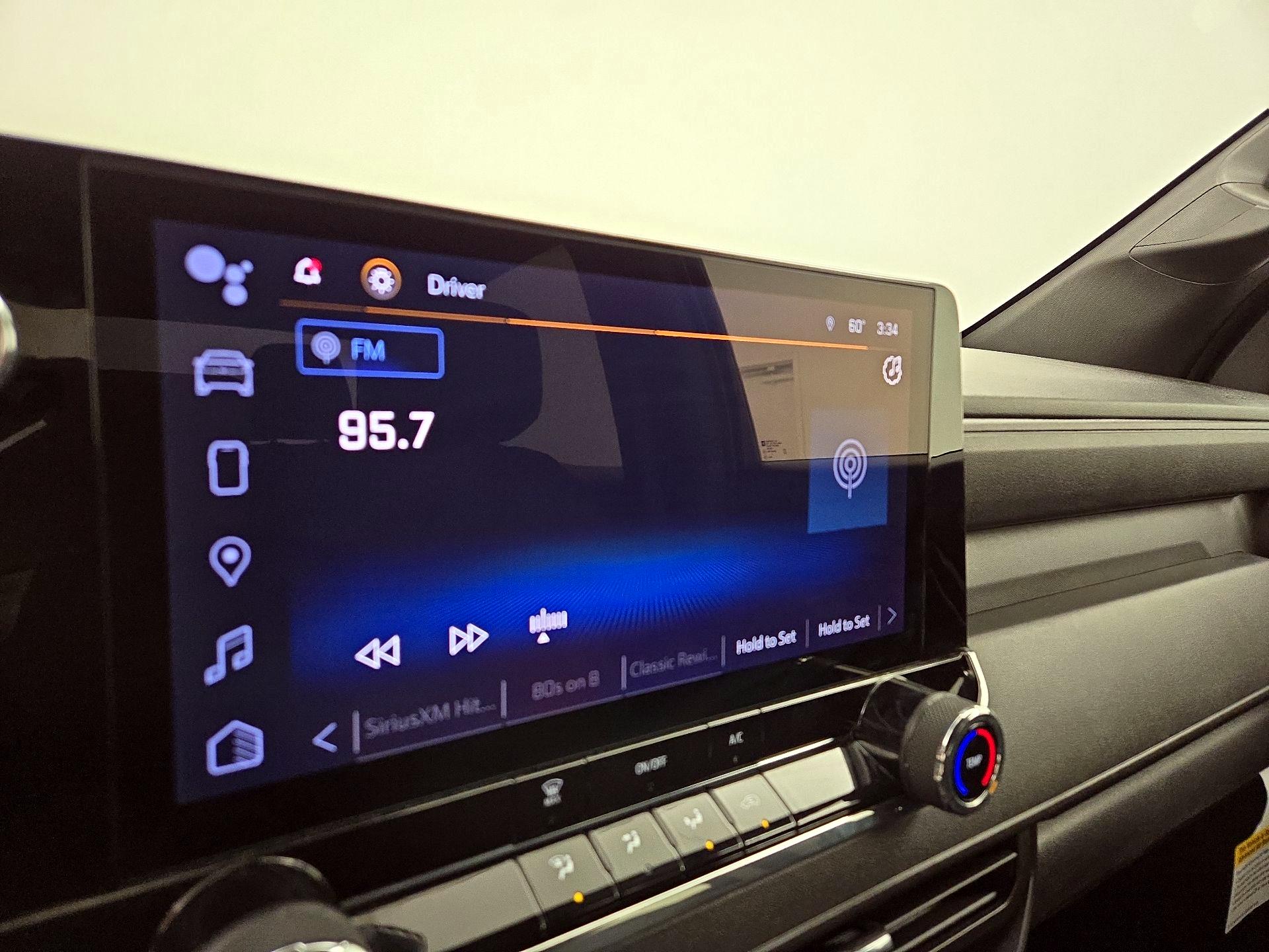 Thumbnail: 2023 Chevrolet Colorado - 15