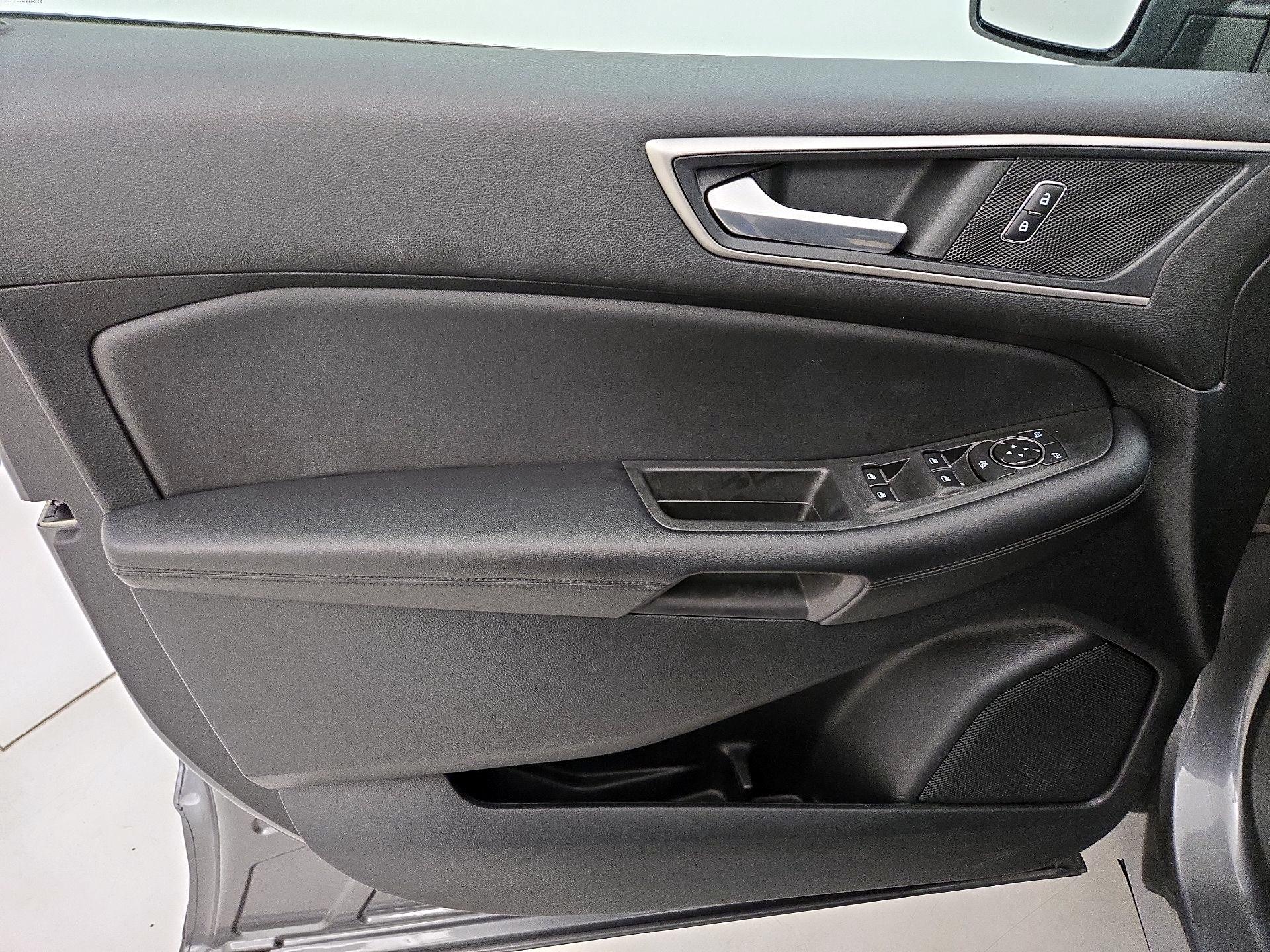 Thumbnail: 2022 Ford Edge - 12