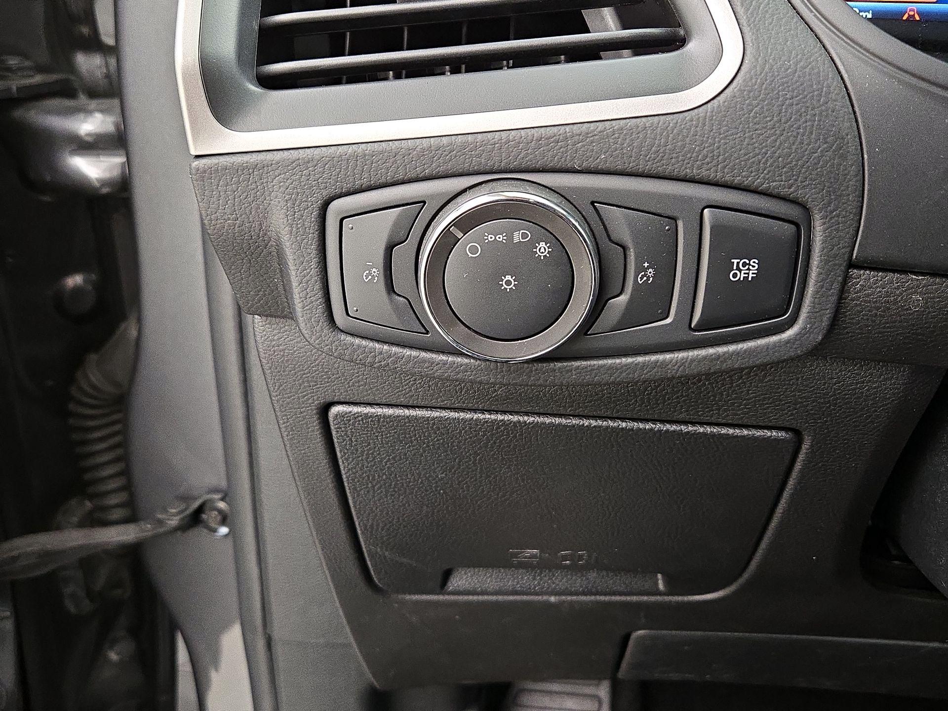 Thumbnail: 2022 Ford Edge - 13