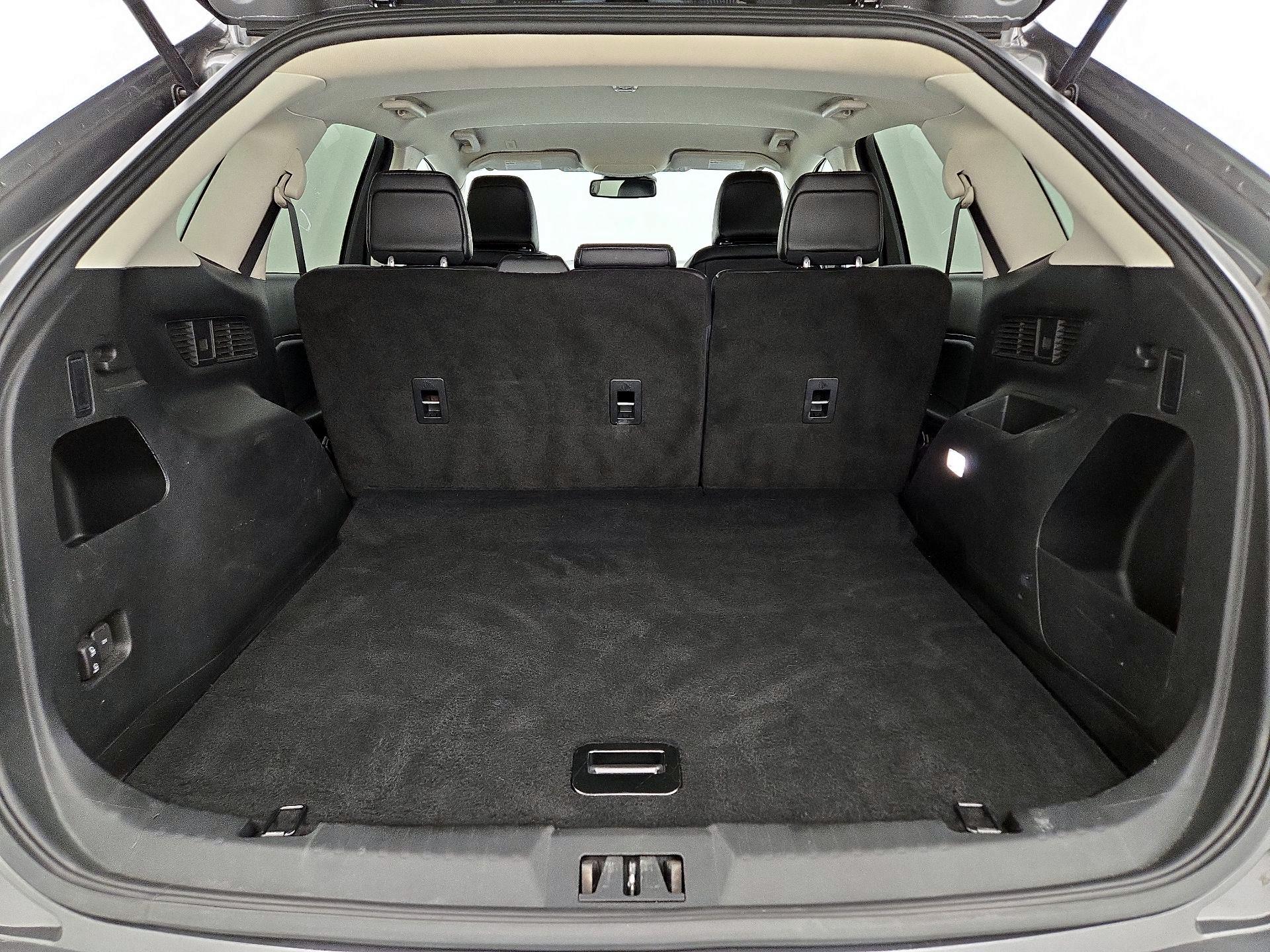 Thumbnail: 2022 Ford Edge - 20