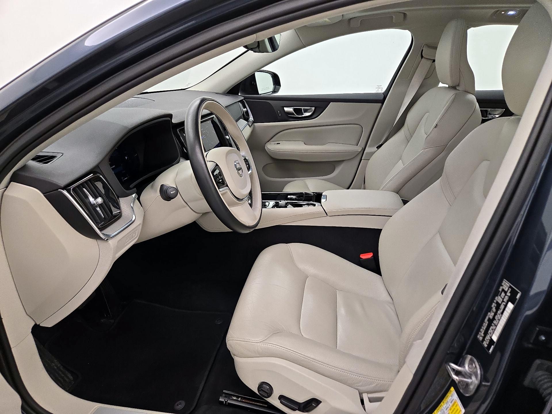 Thumbnail: 2023 Volvo S60 - 11