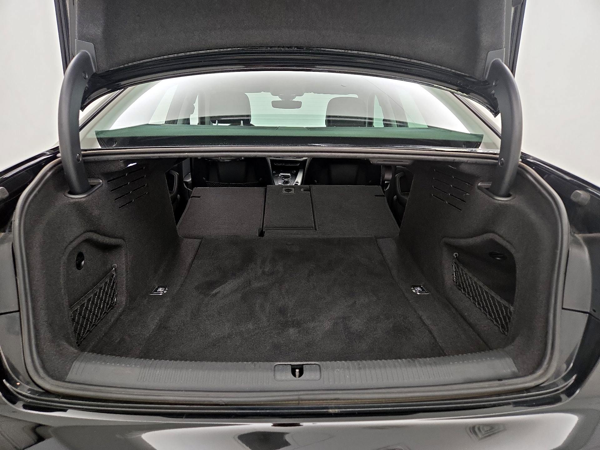 Thumbnail: 2018 Audi A4 - 14