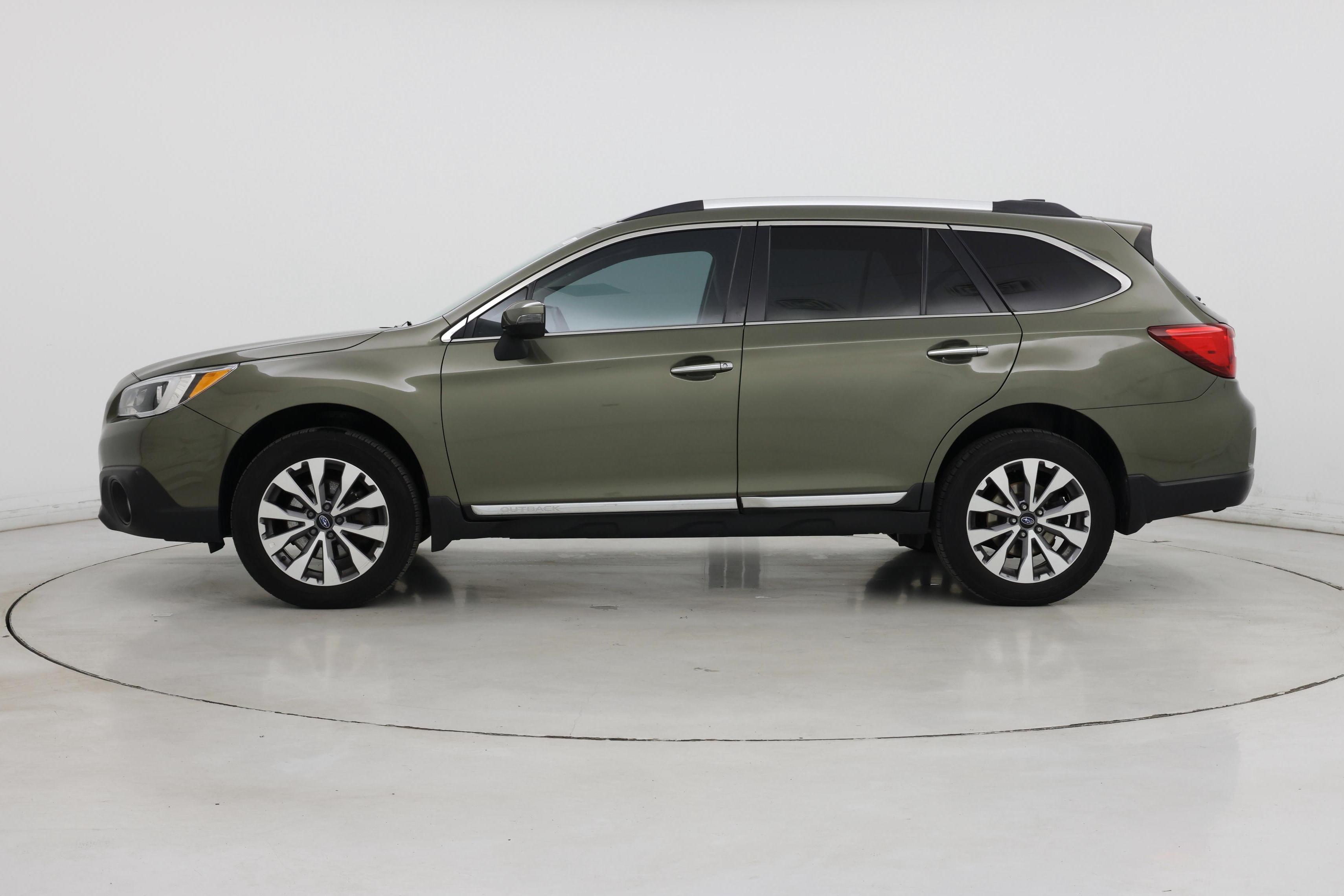Thumbnail: 2017 Subaru Outback - 3