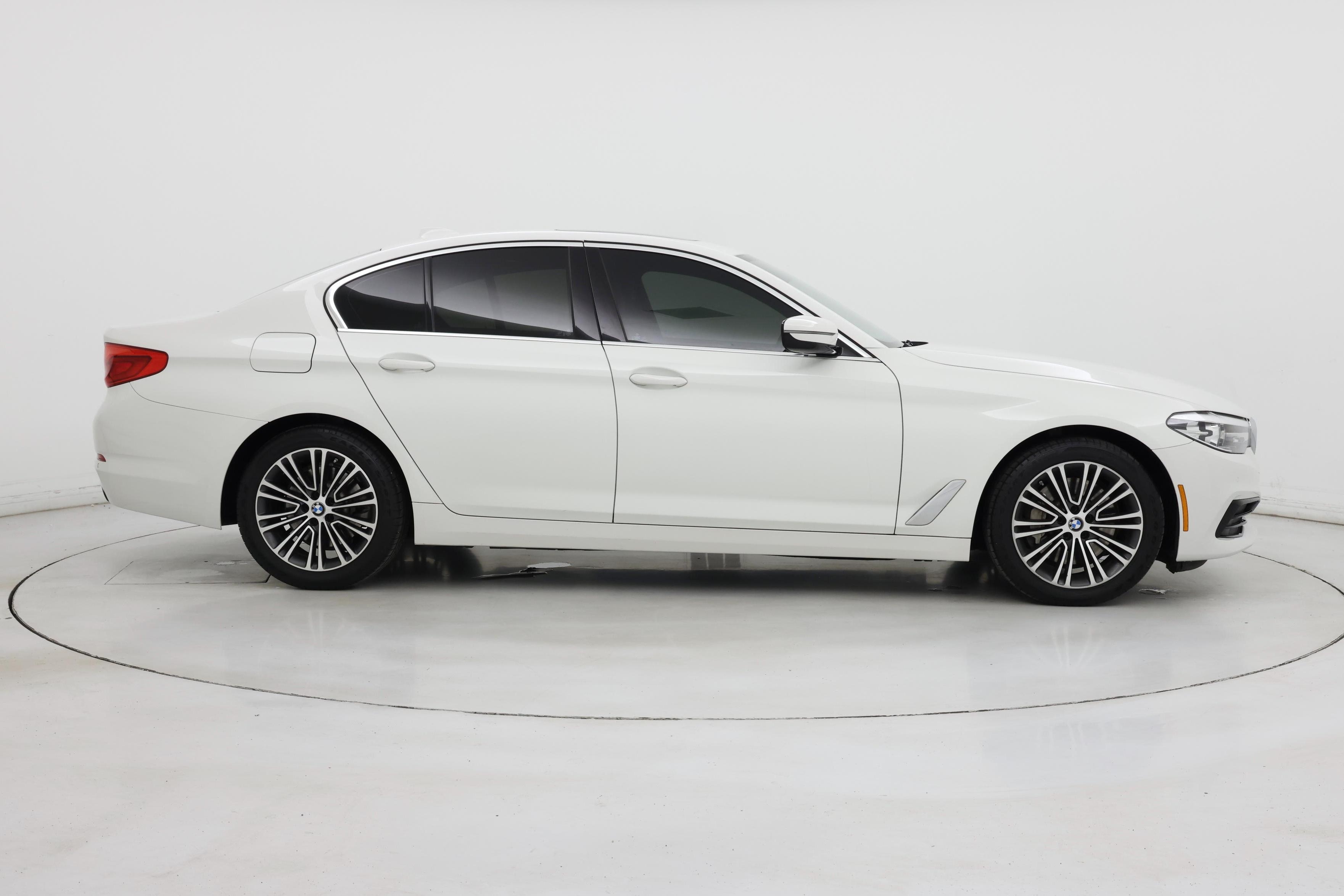 Thumbnail: 2019 BMW 5 Series - 7
