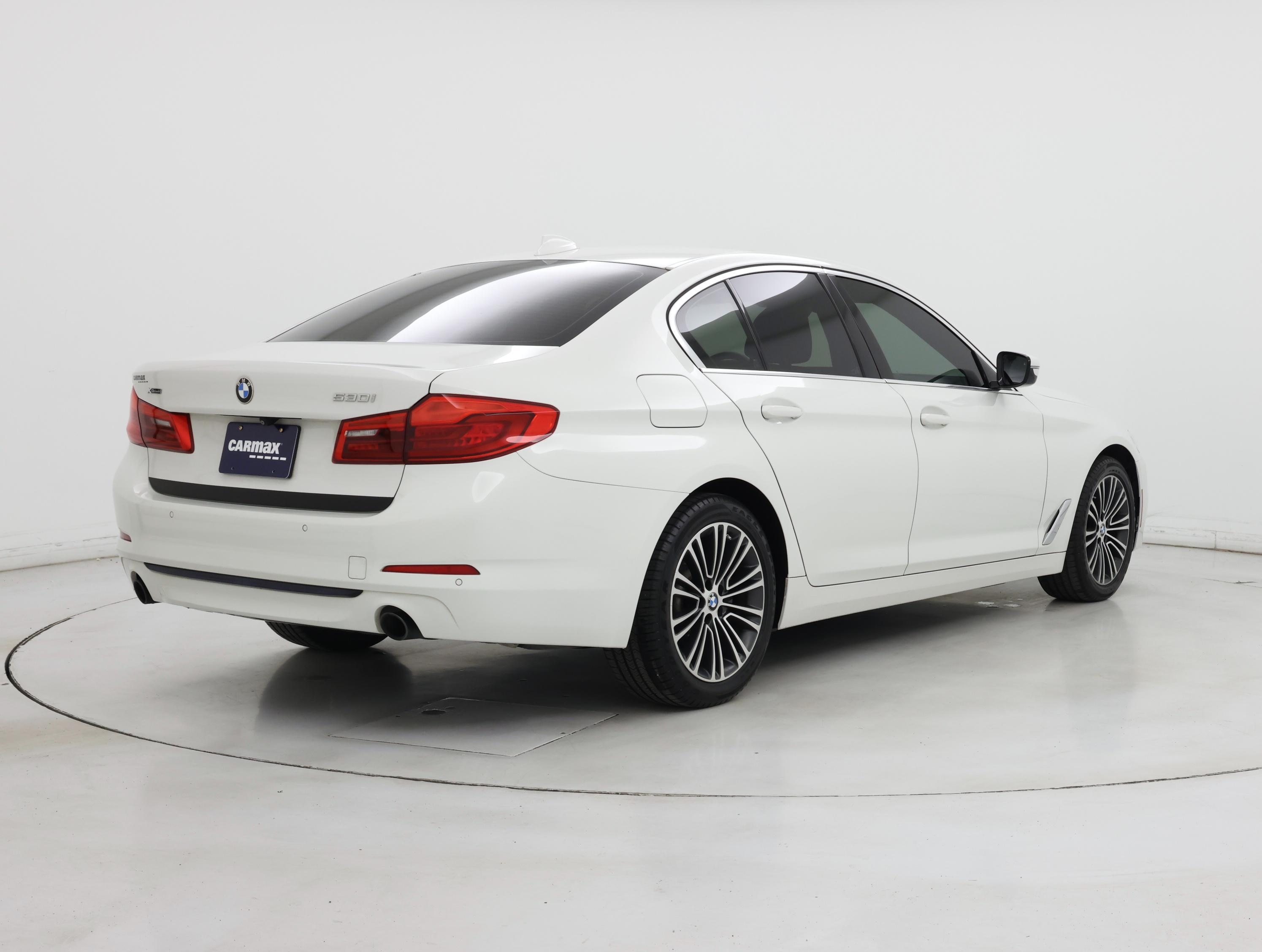 Thumbnail: 2019 BMW 5 Series - 8