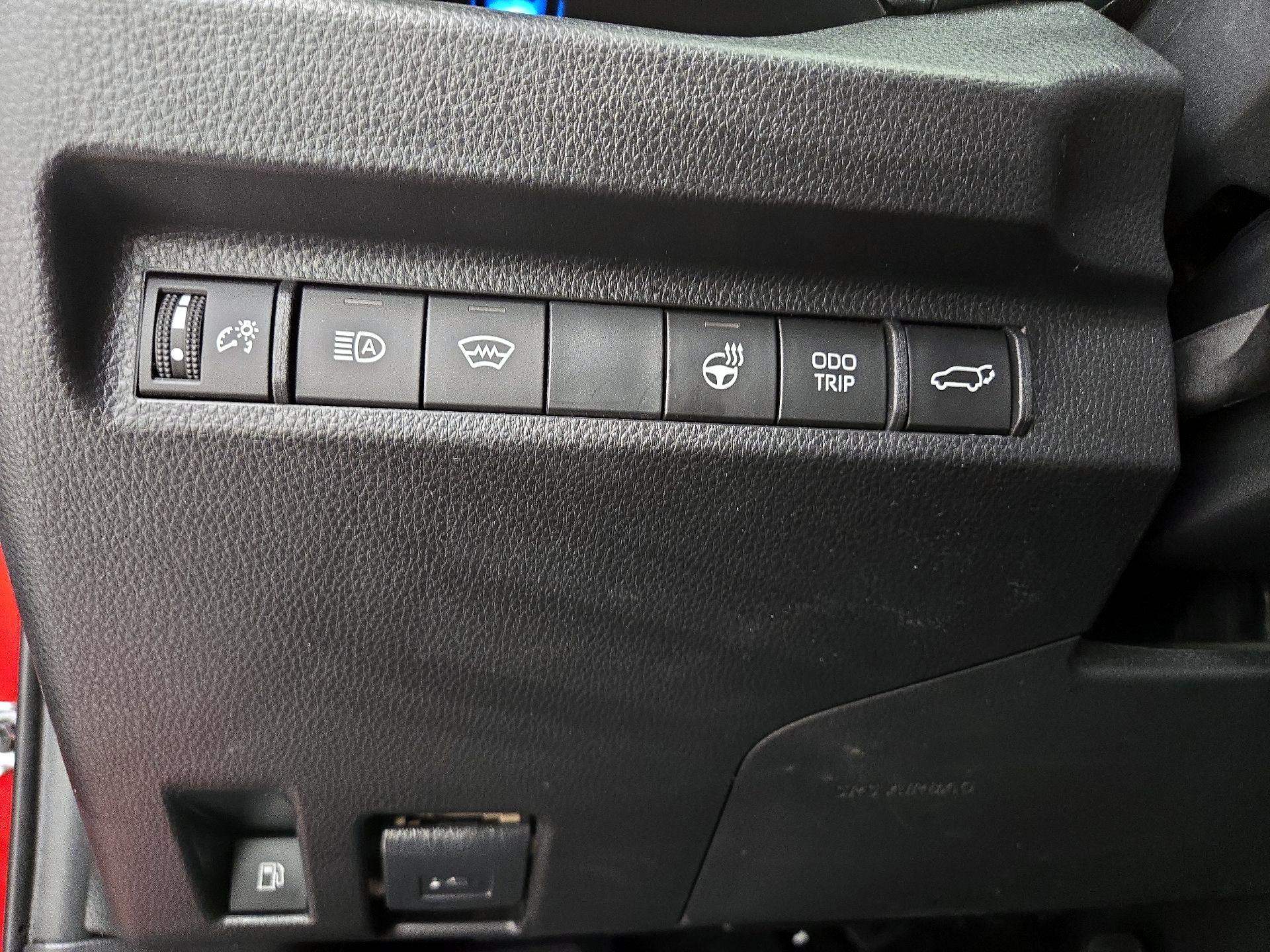 Thumbnail: 2023 Toyota RAV4 - 13